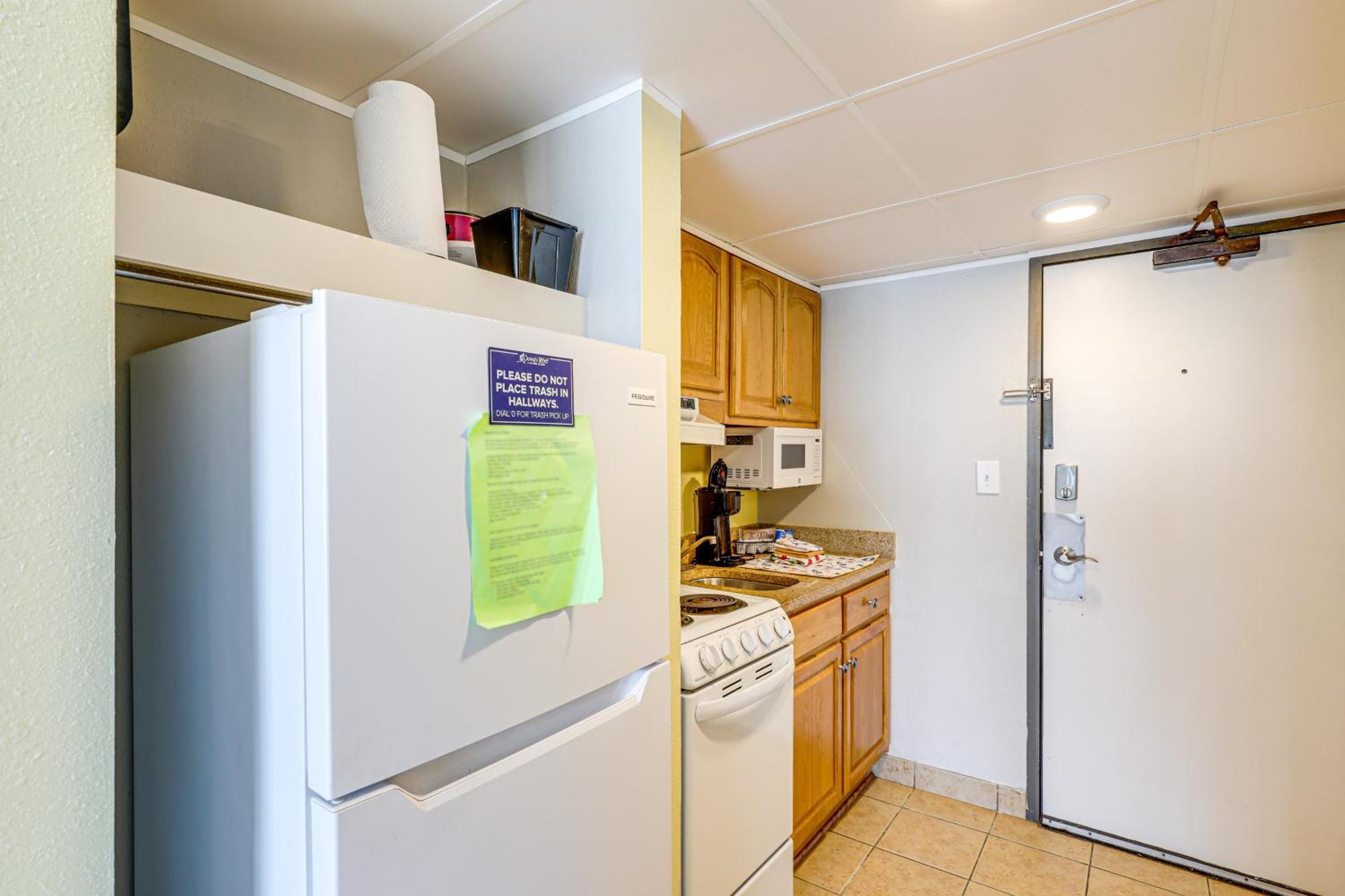 Relaxing Myrtle Oceanfront Vacation Rental! Apartment