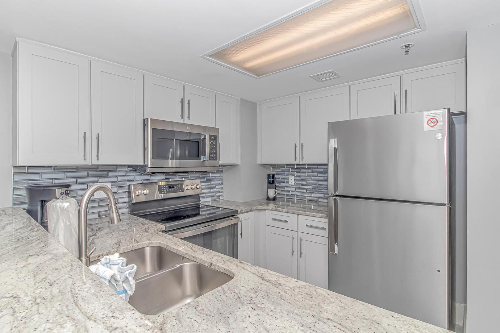 Holiday home Newly Renovated, Oceanfront, 2 Bedroom - Atlantica 452 *