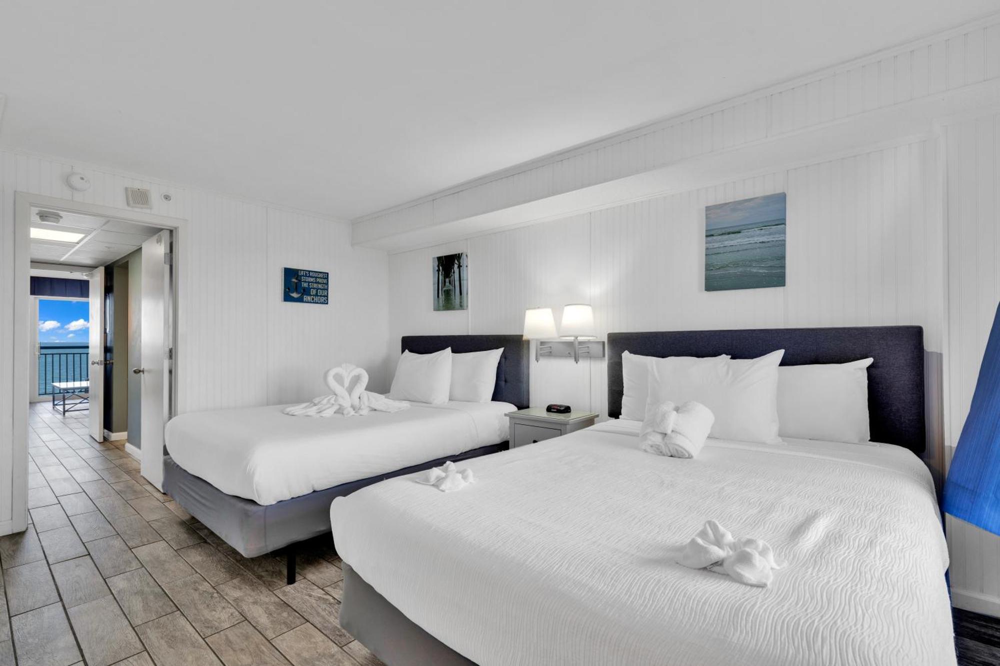 Apartment Hosteeva Boardwalk Ocean-front *