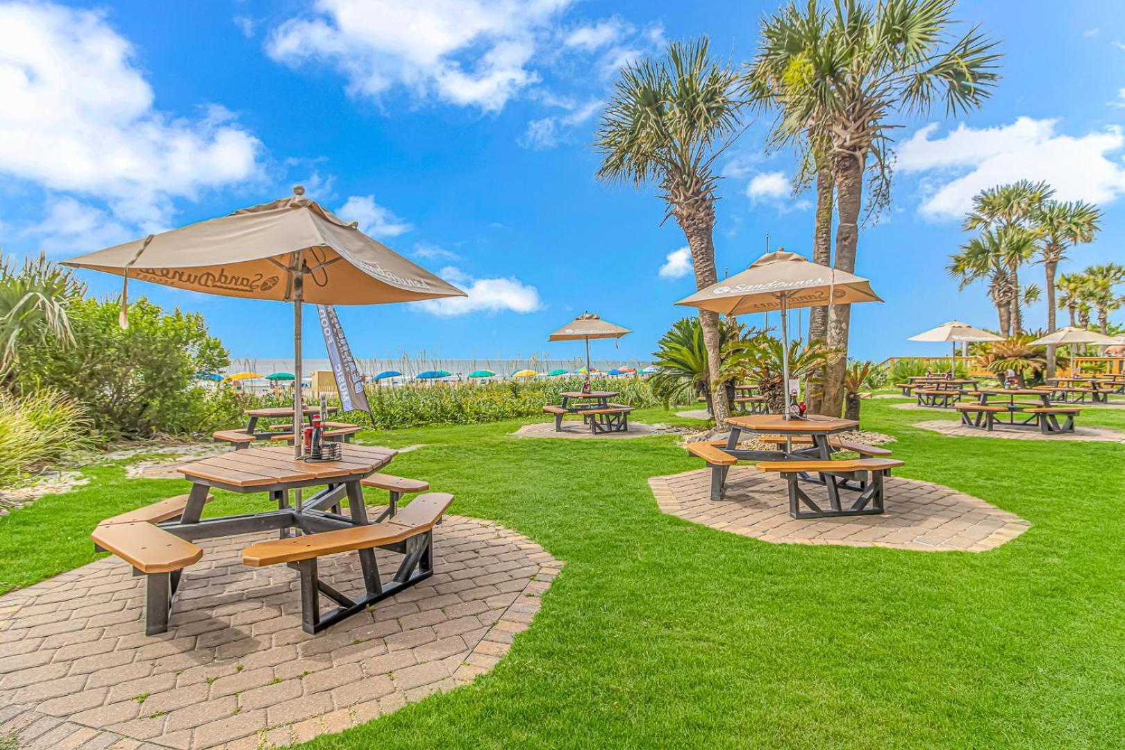 Oceanfront 1 Bedroom Dunes 2626 Sleeps 6 *