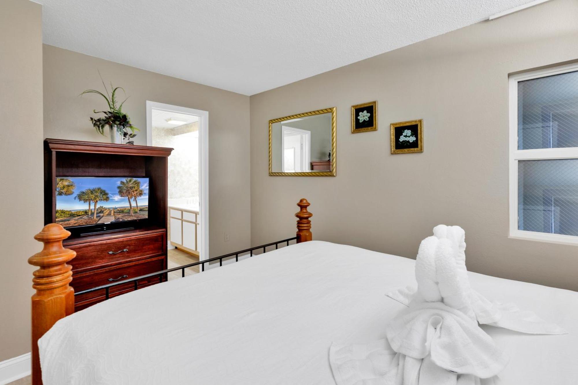 Hosteeva Stunning Oceanfront Views W Pool Atlantica Towers Apartment