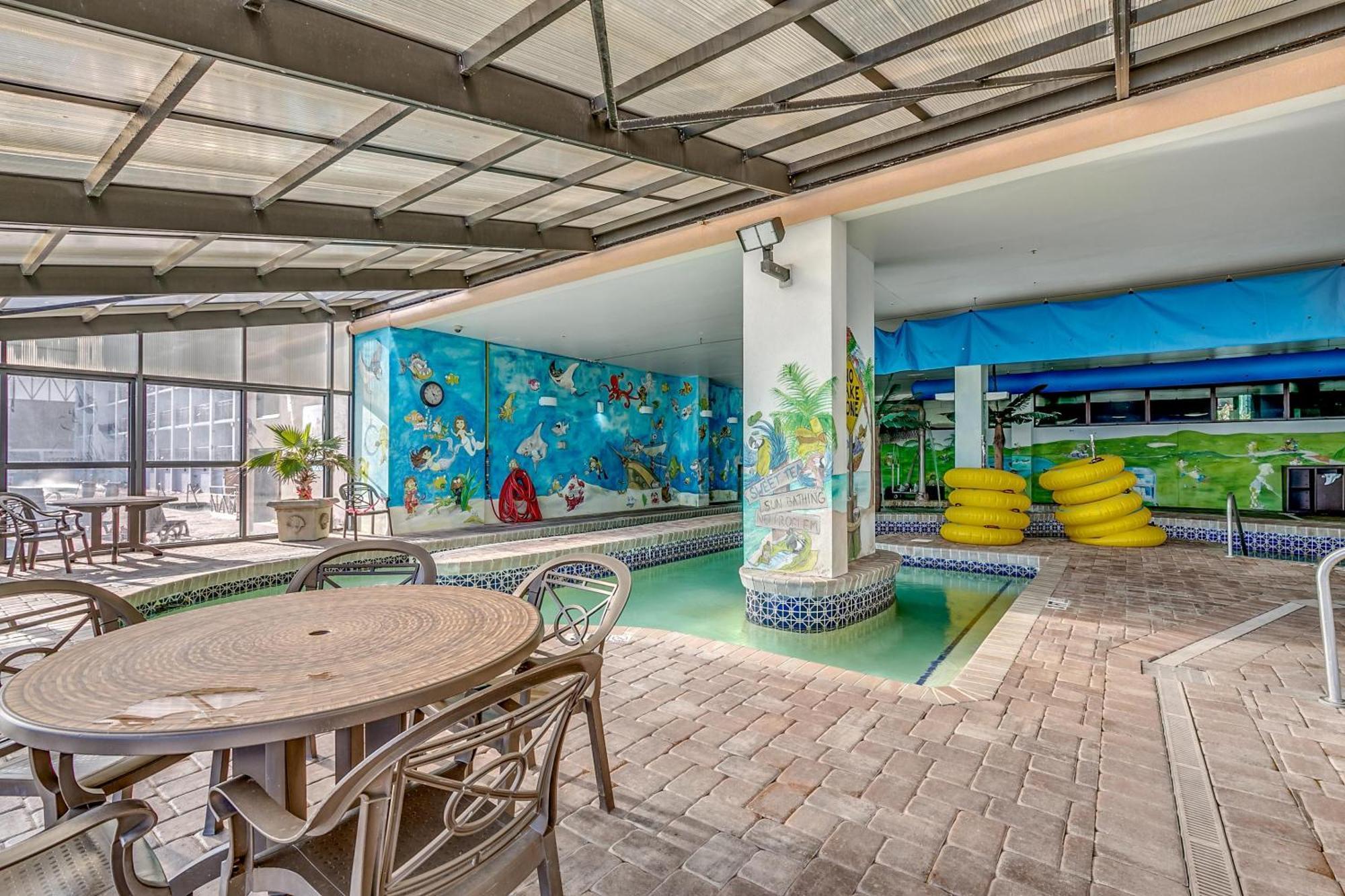 Luxury Caribbean With Oceanfront Balcony Holiday home