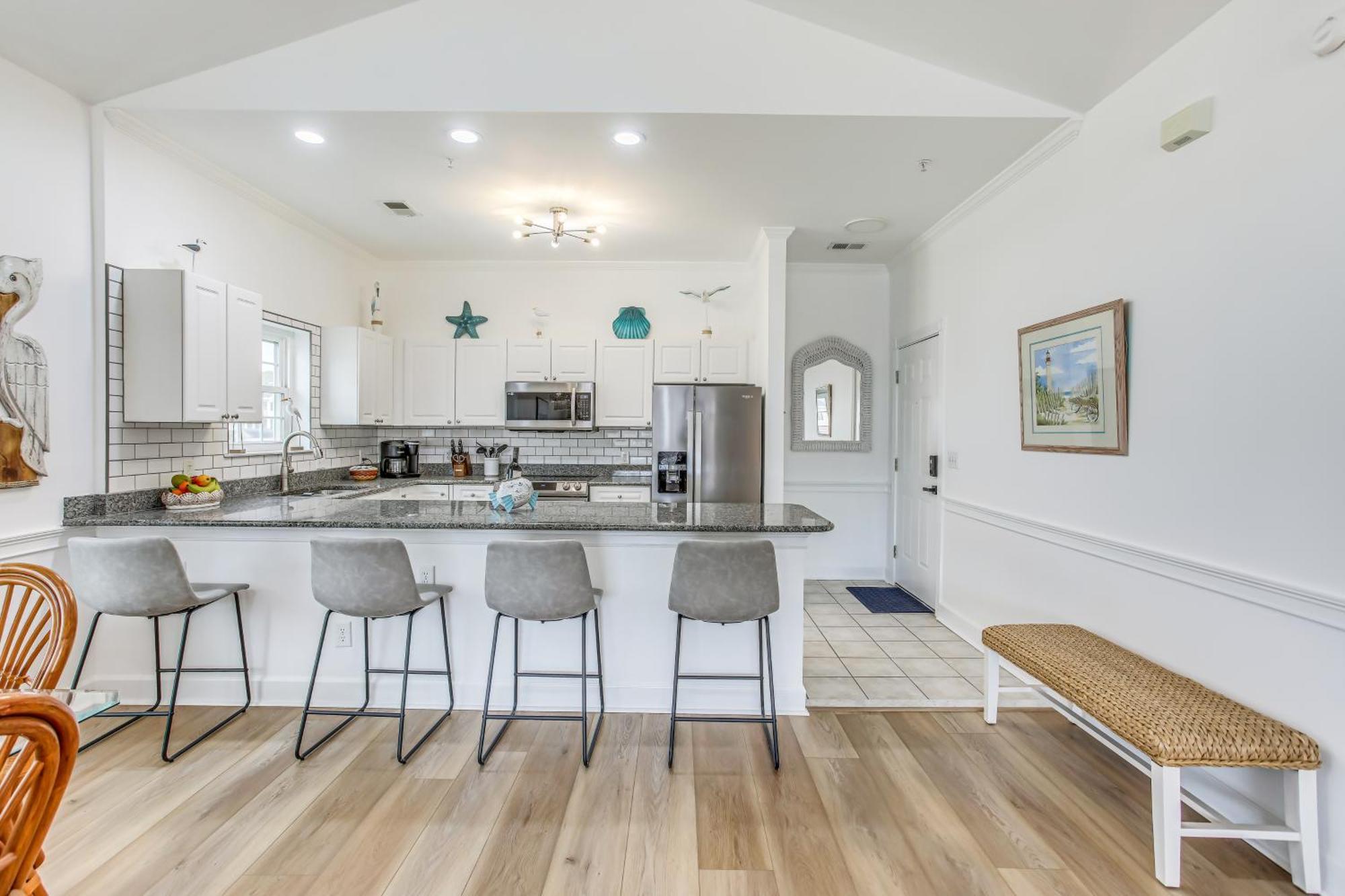 Sunny Myrtle With Community Pool Access! * Myrtle Beach