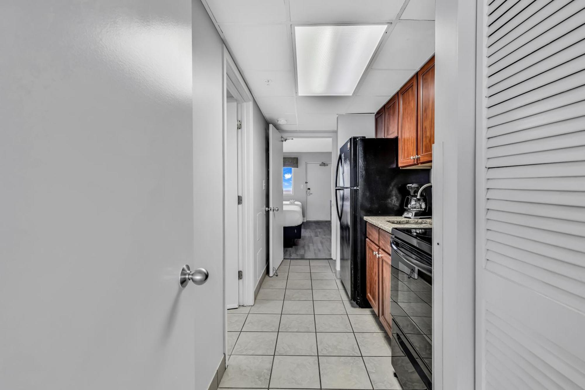 Oceanfront 1 Bedroom Dream At Camelot Myrtle Beach