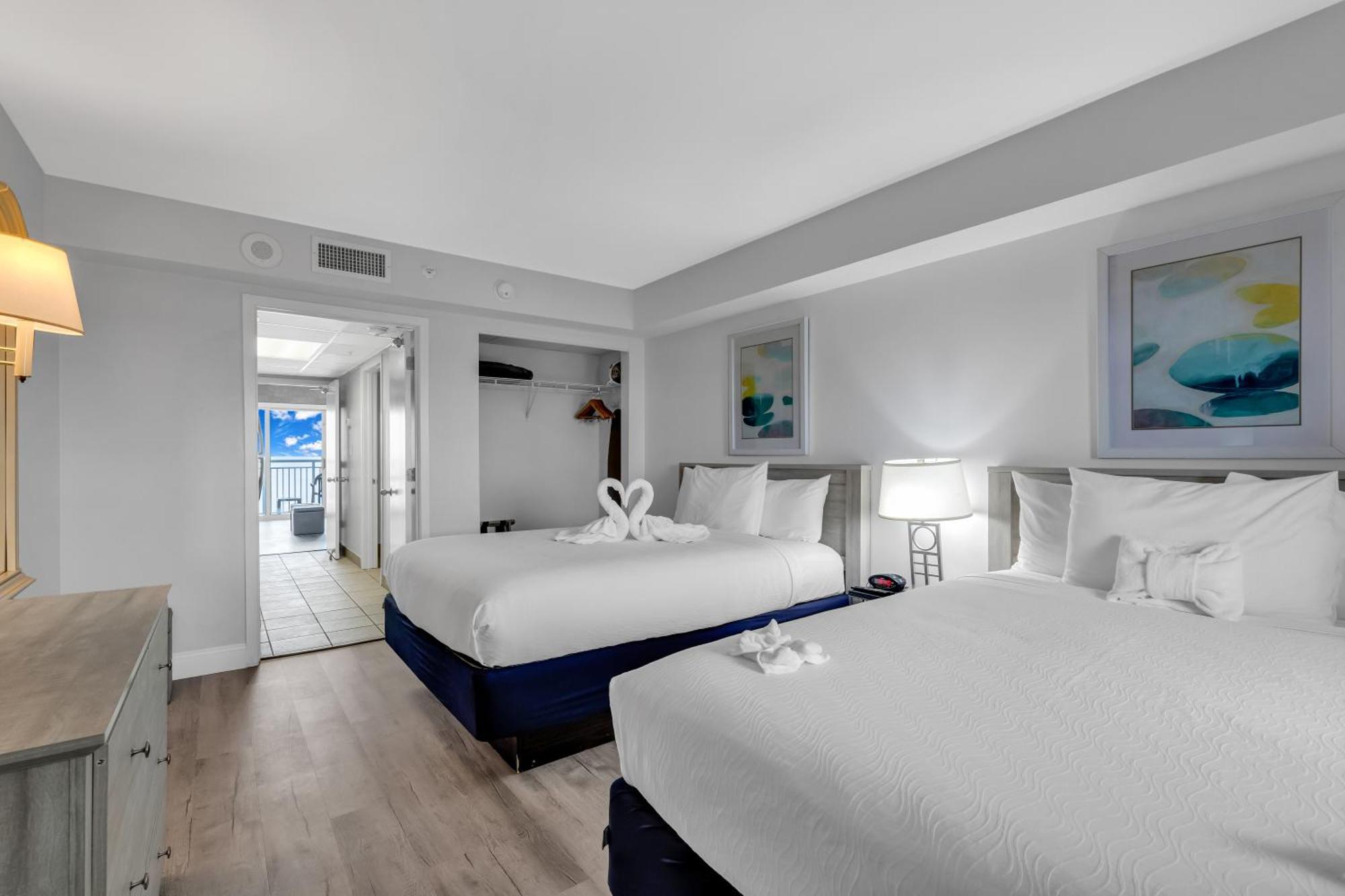Apartment Oceanfront 1 Bedroom Dream At Camelot *