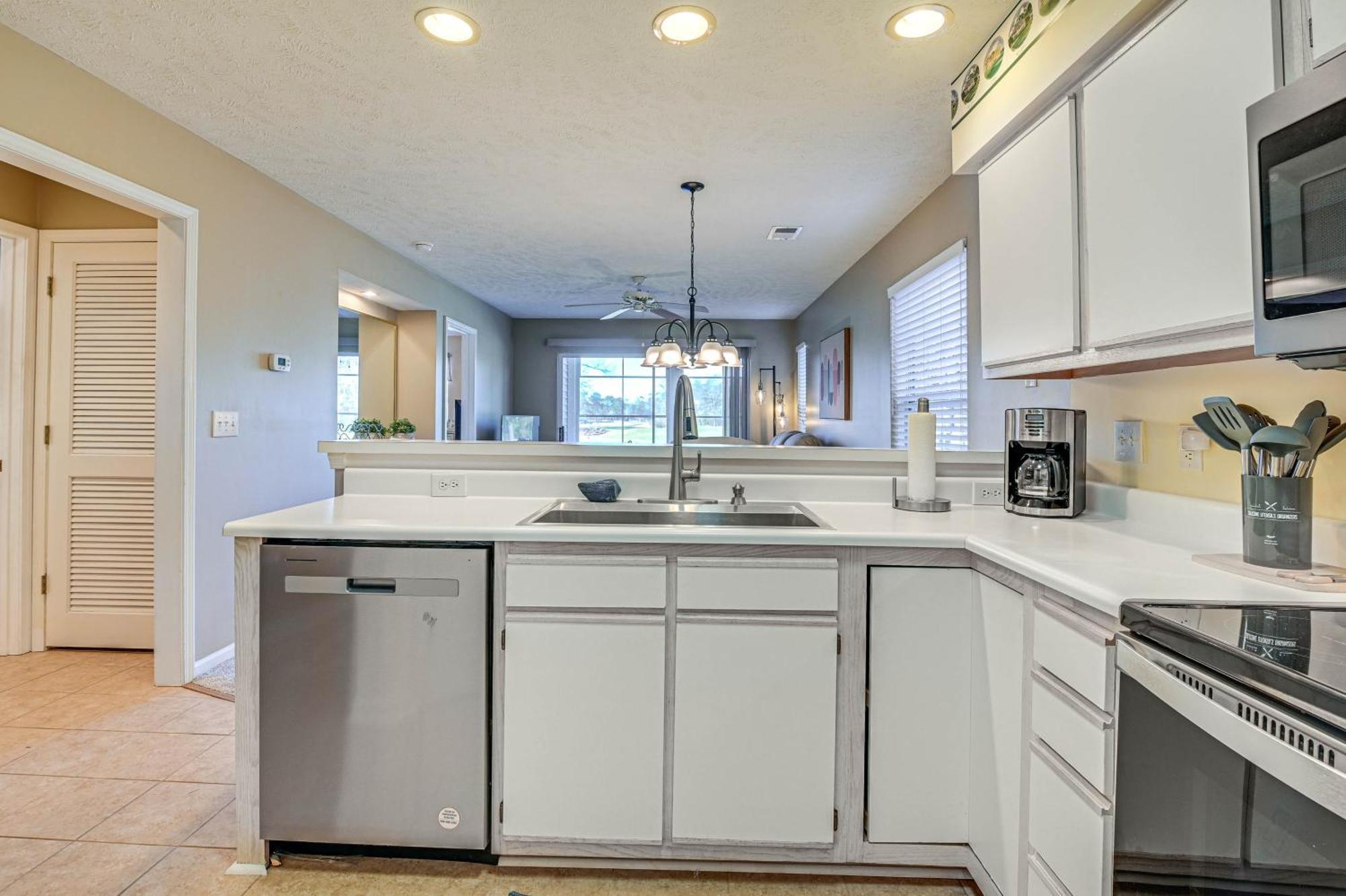 Myrtle With Pickleball And Pool Access Apartment Myrtle Beach