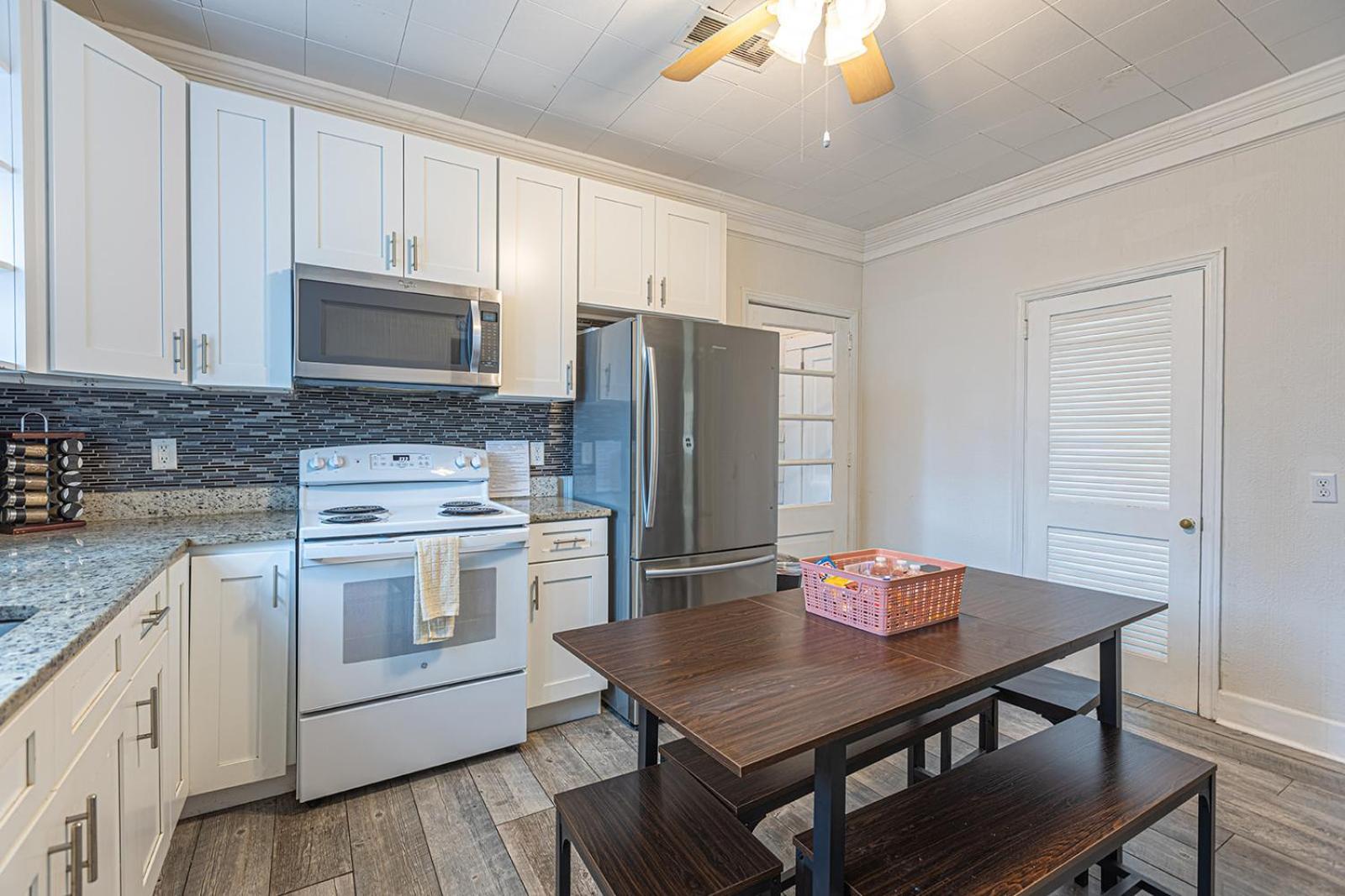 Holiday home ﻿charming Centrally Located Ocean View W Huge Private Yard, Patio, Firepit, & Bbq