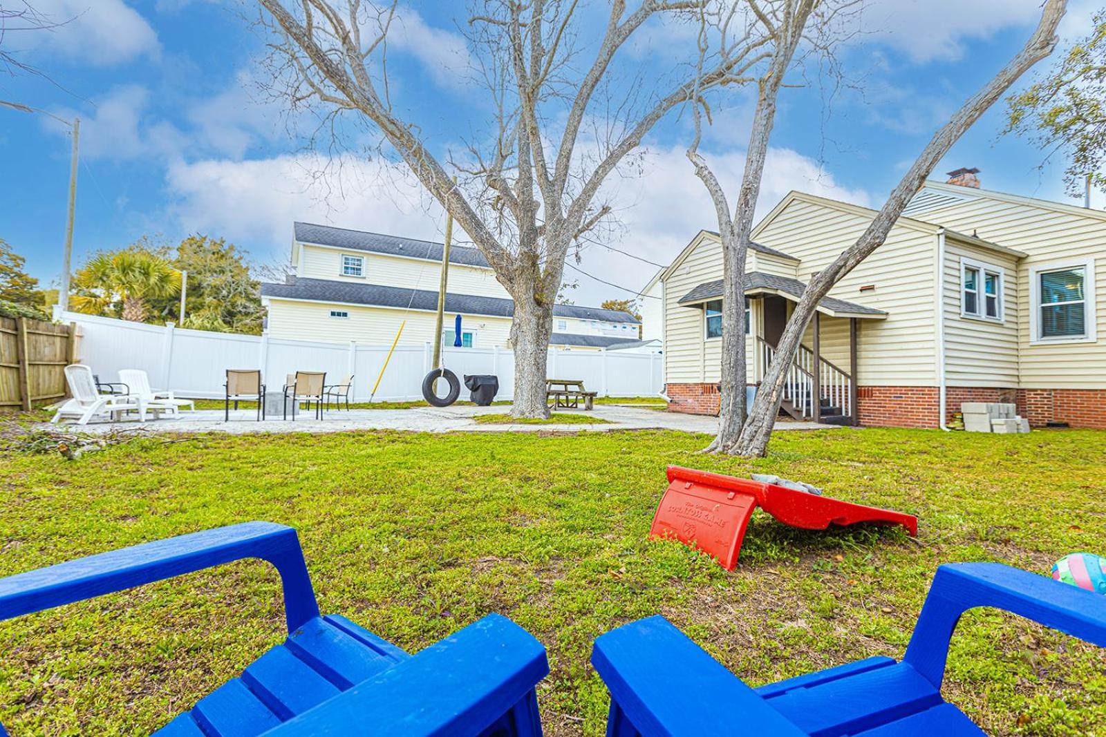 ﻿charming Centrally Located Ocean View W Huge Private Yard, Patio, Firepit, & Bbq Myrtle Beach