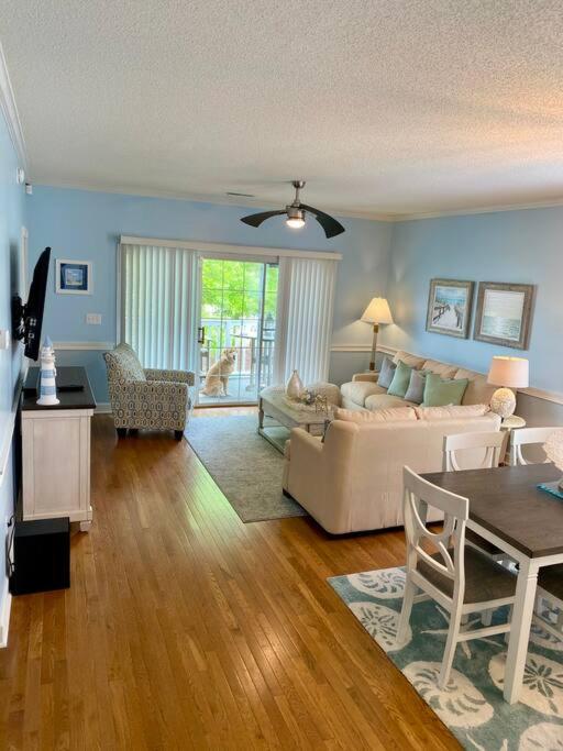 Apartment 2bd/2ba. Of Both Worlds. & Golf Myrtle Beach