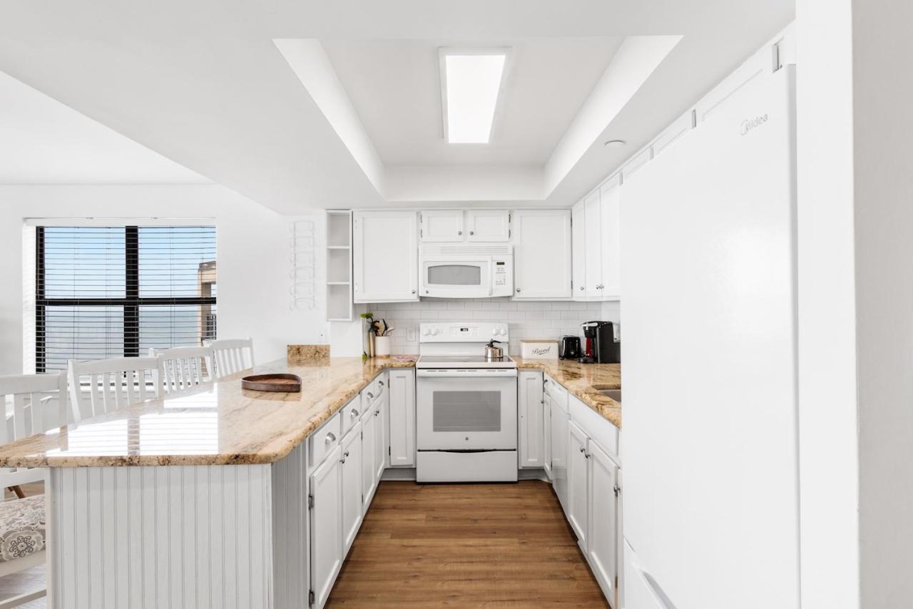 Surf Master, Unit 1207 Holiday home *