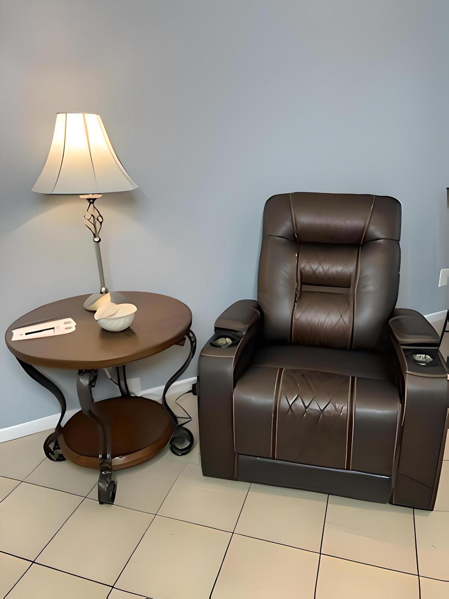 Apartment Sands Club 406, W/ Balcony + Access! Myrtle Beach