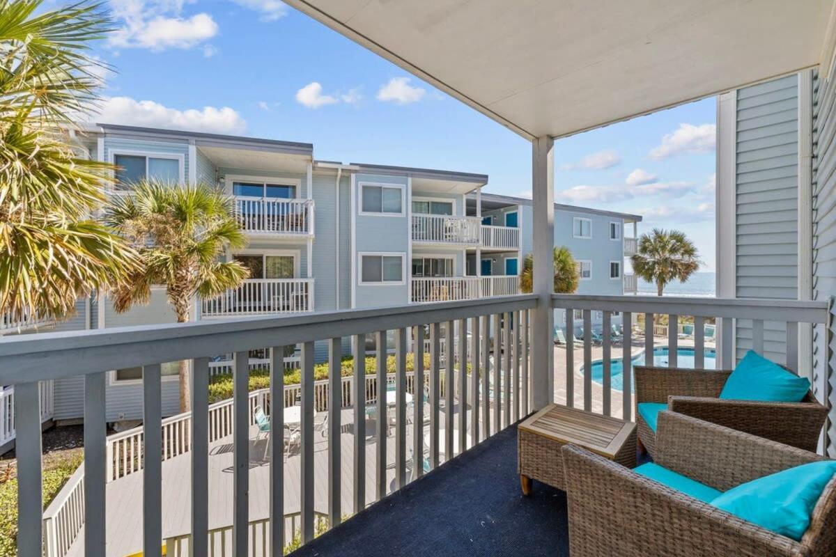 Beachfront Ocean View W Pool & Comfy Beds