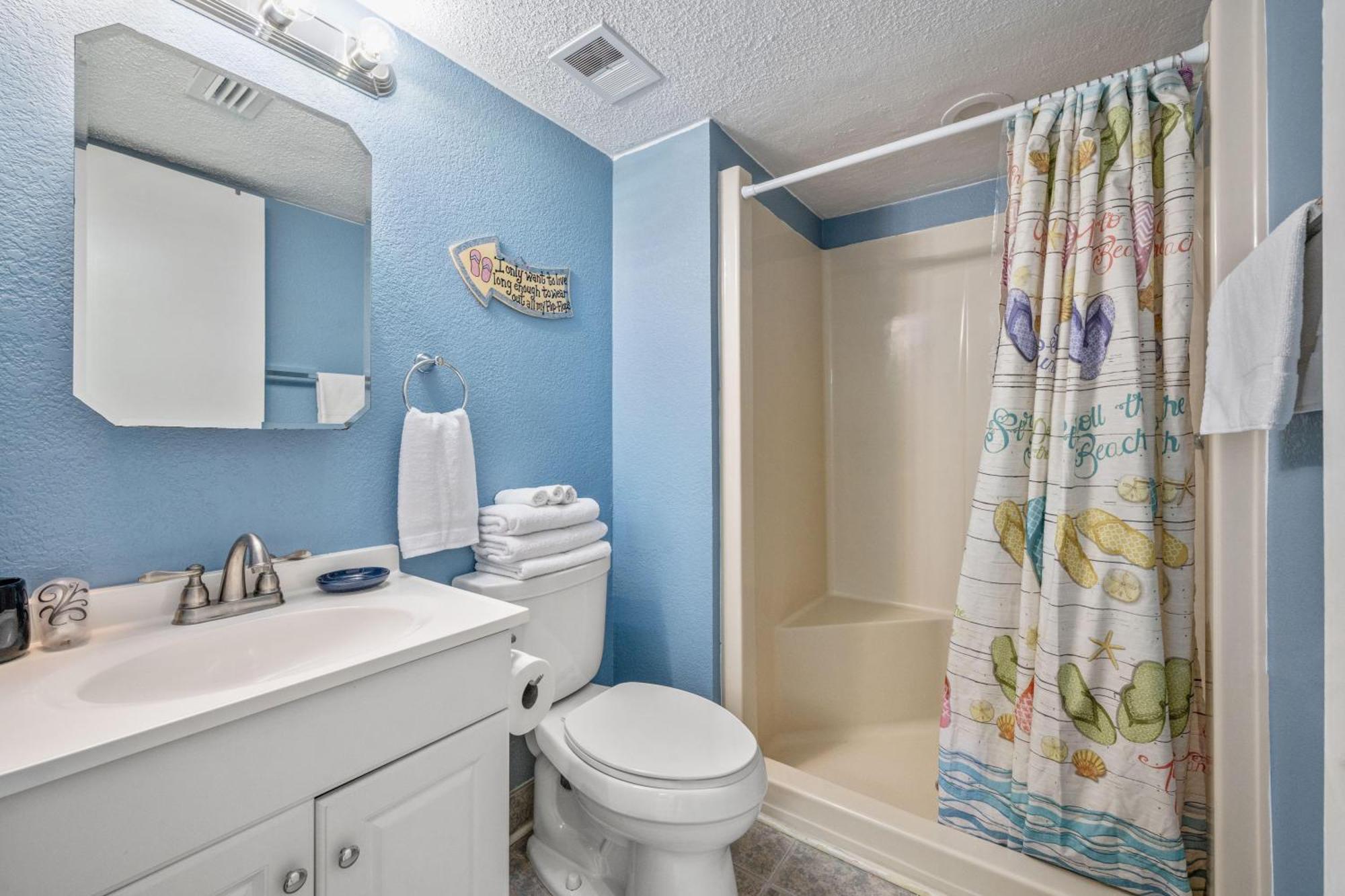 Waterpointe Ii 405 - Oceanfront - Windy Hill Section Holiday home *