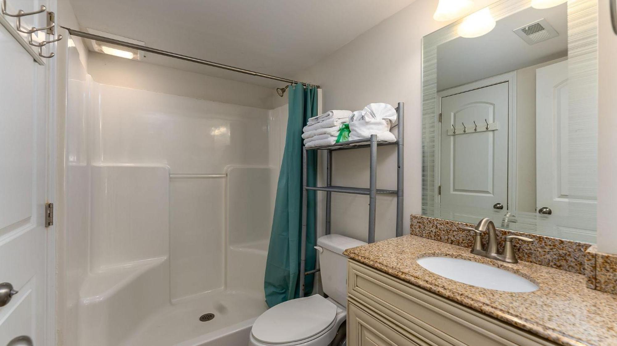High Tide - 3rd Row - Crescent Section Holiday home *