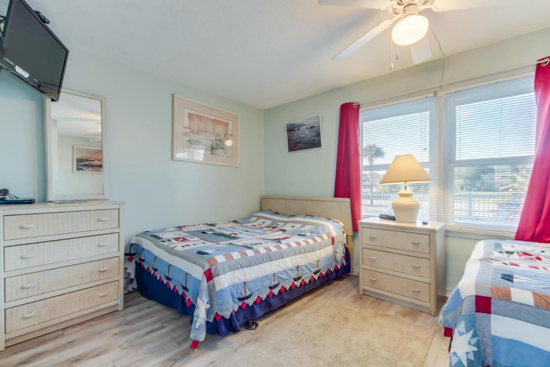 Nautical Watch 106 - Oceanfront - Windy Hill Section Holiday home Myrtle Beach