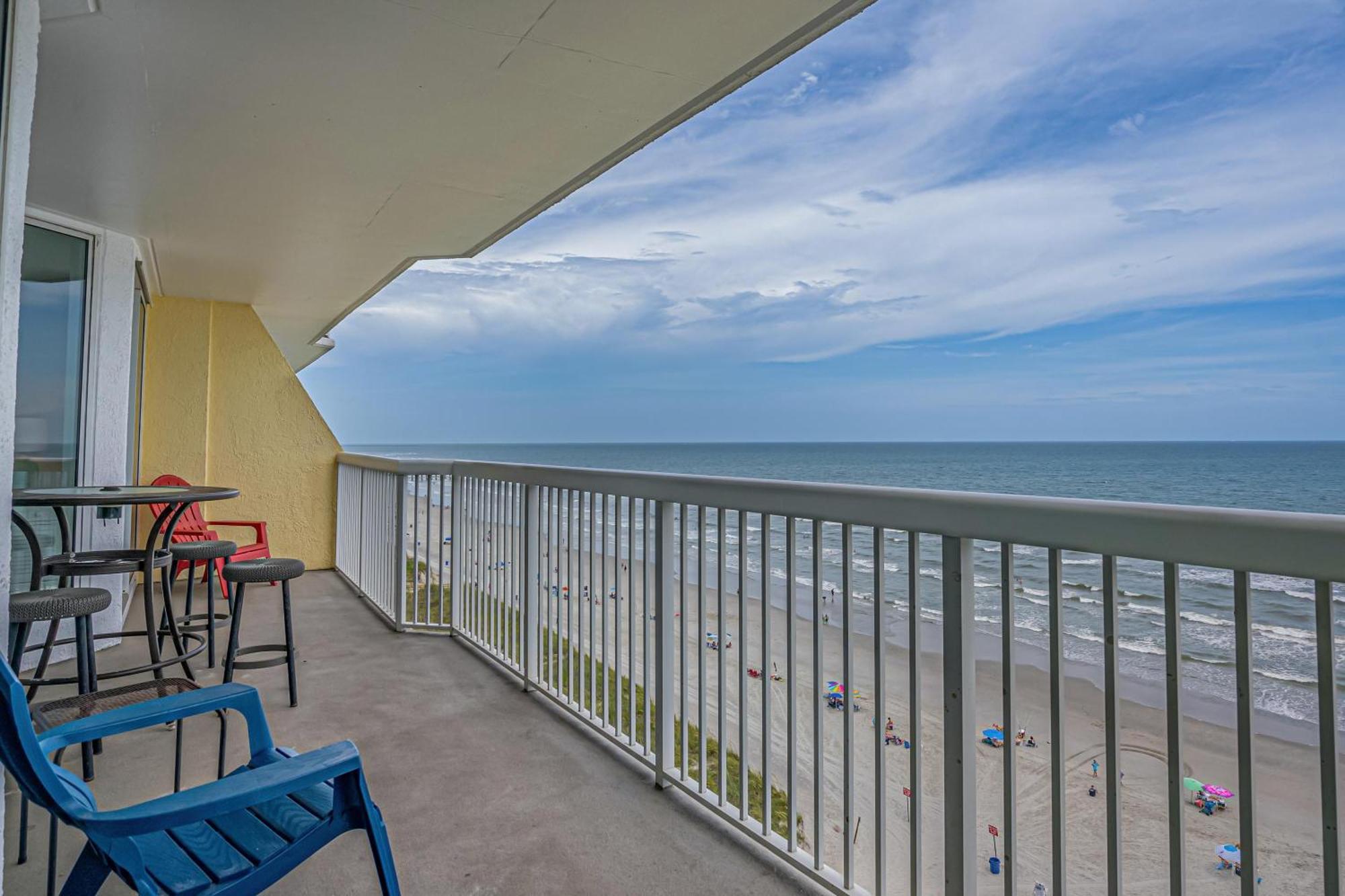 Holiday home Sunrise Pointe 10f - Oceanfront - Cherry Grove Section *