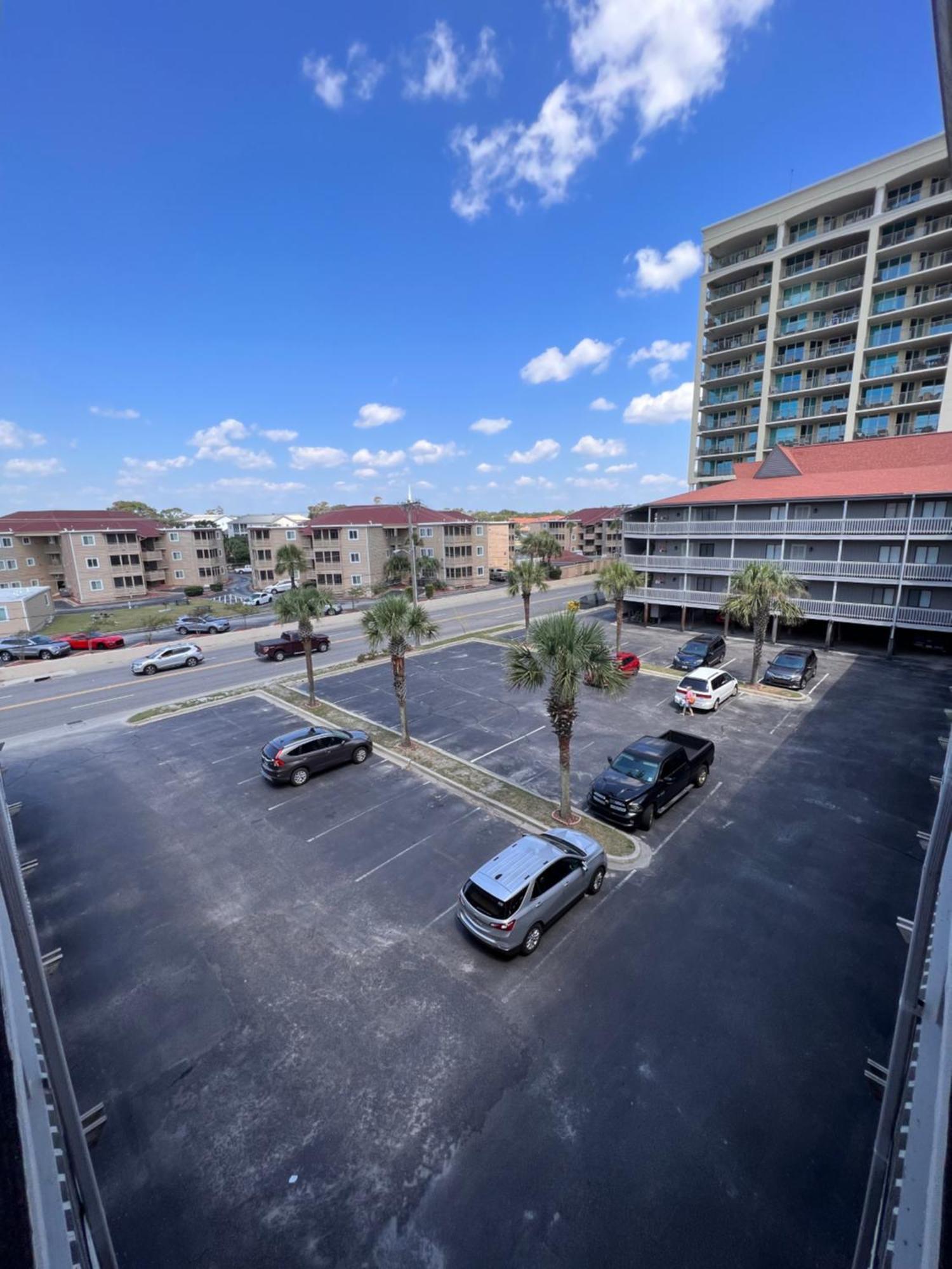 Tequila Sunrise Apartment