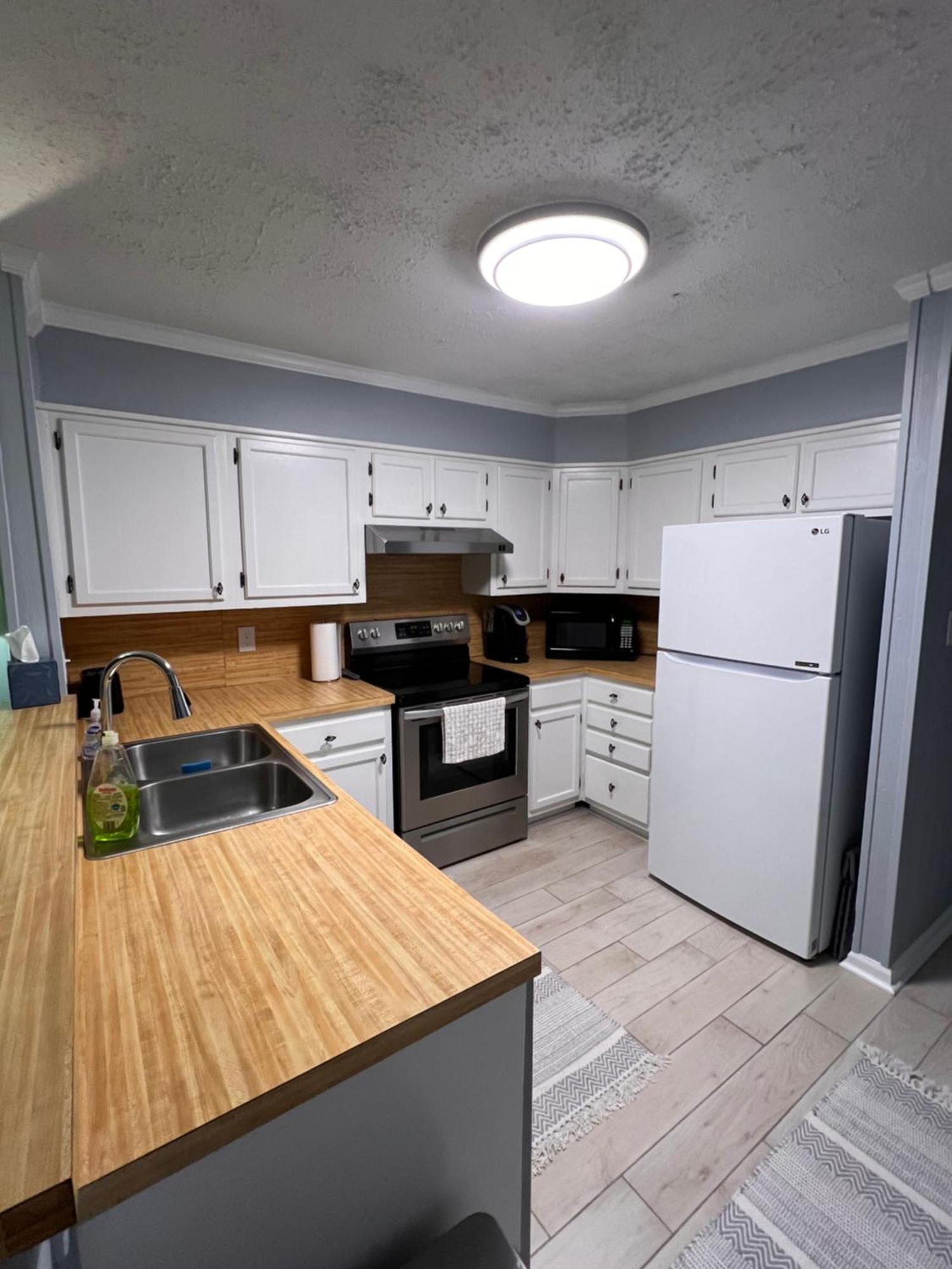 Tequila Sunrise Apartment *