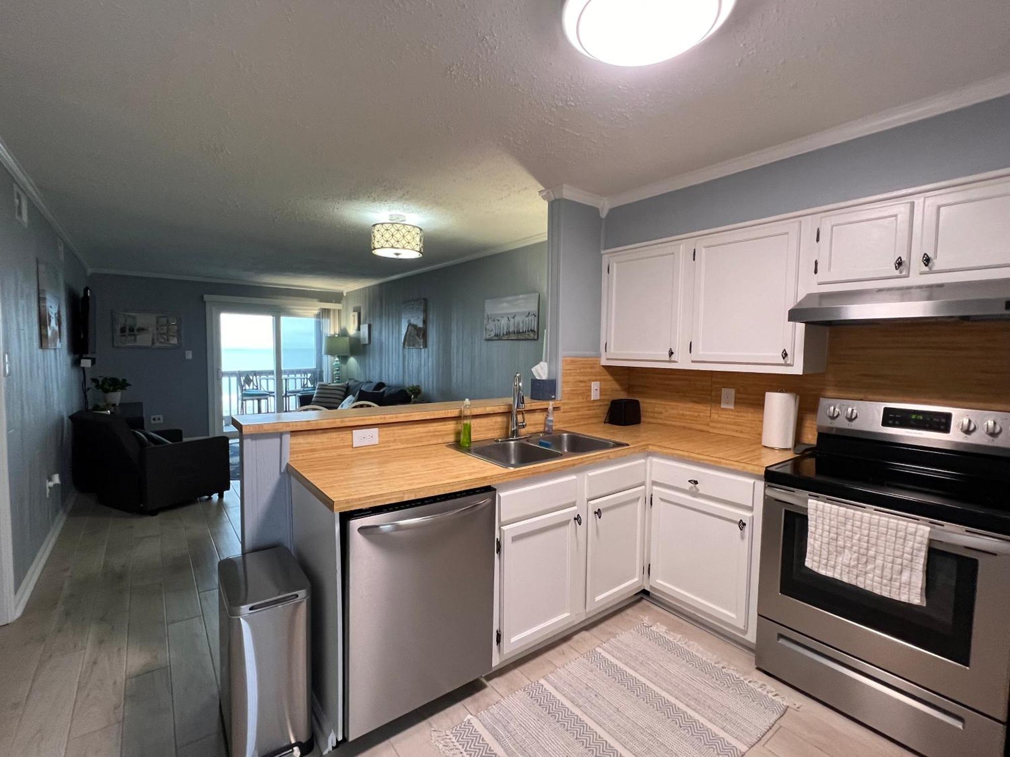 Tequila Sunrise Apartment