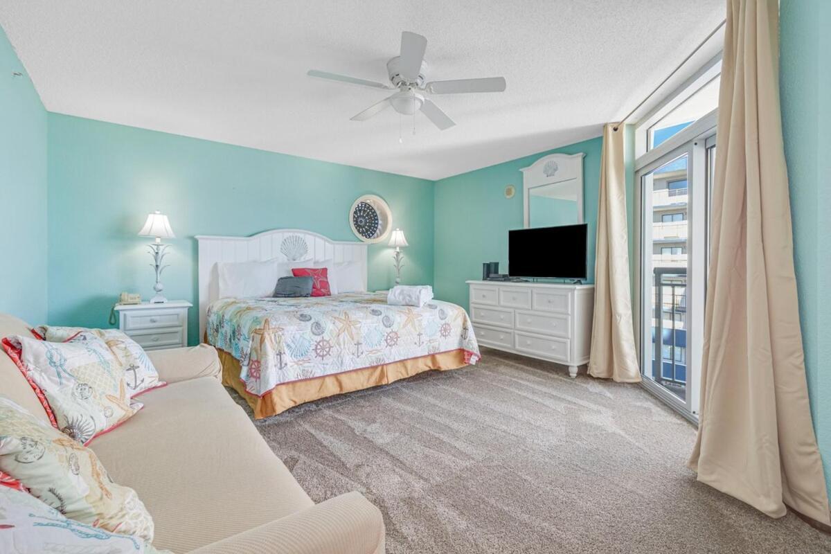 Ocean Front Grand Atlantic 4 Bedroom 3 Bathroom Grand Atlantic Holiday home Myrtle Beach