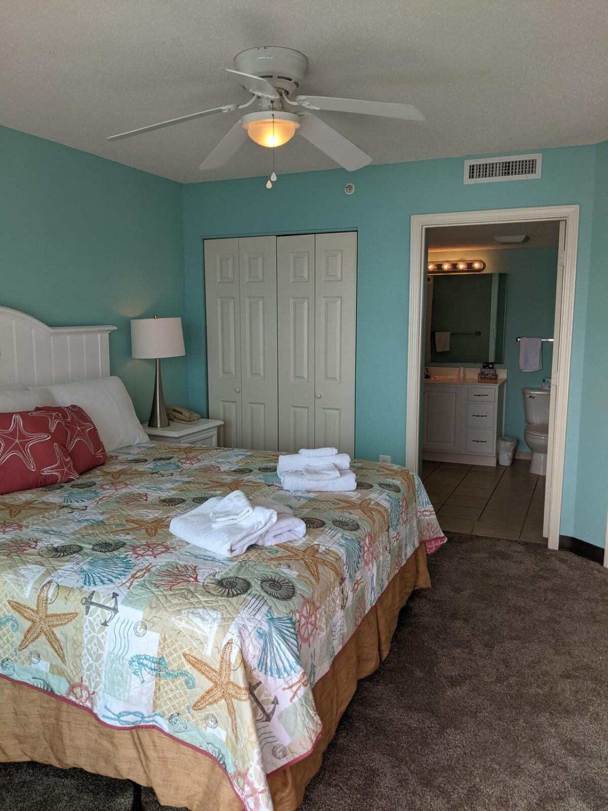 Ocean Front Grand Atlantic 4 Bedroom 3 Bathroom Grand Atlantic Holiday home