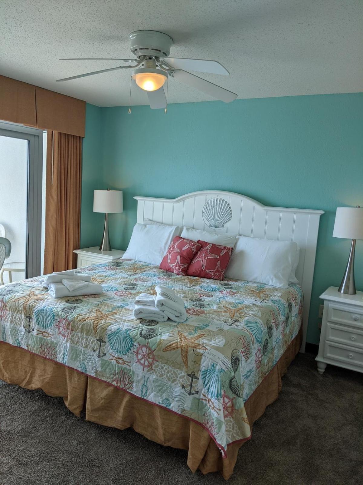 Ocean Front Grand Atlantic 4 Bedroom 3 Bathroom Grand Atlantic Holiday home *