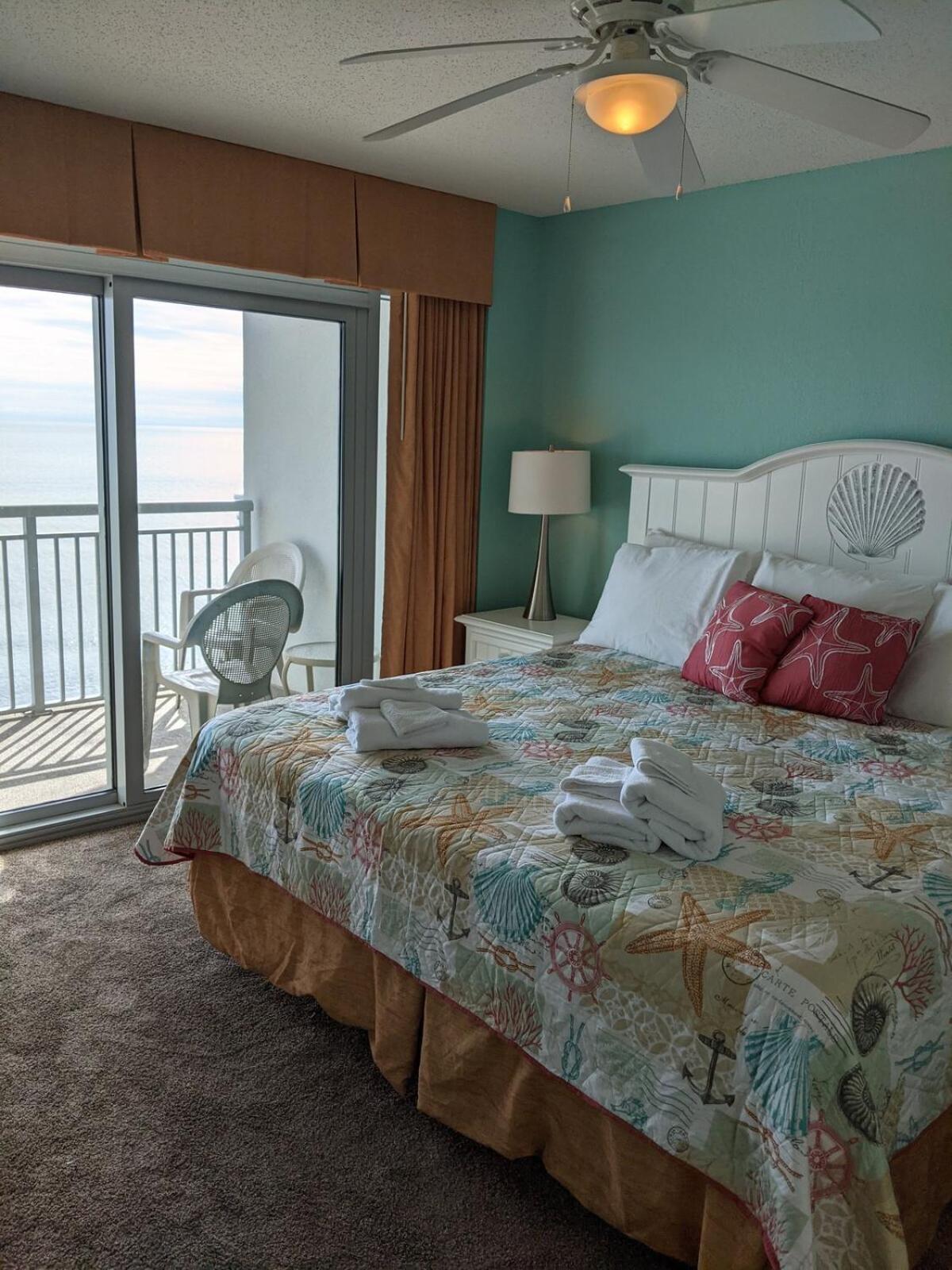 Holiday home Ocean Front Grand Atlantic 4 Bedroom 3 Bathroom Grand Atlantic Myrtle Beach
