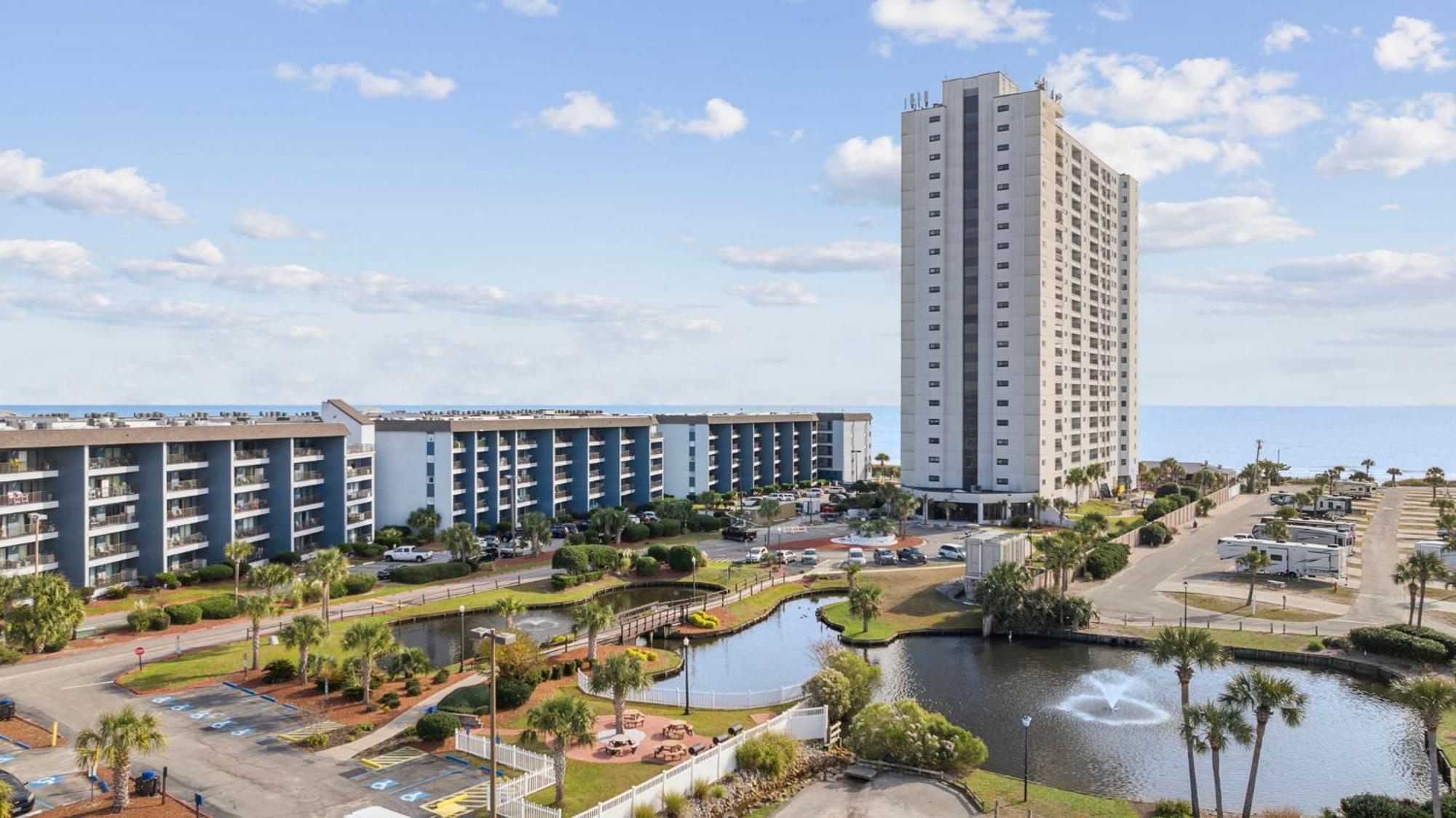 Cozy Couples Retreat, Oceanview Studio Apartment *