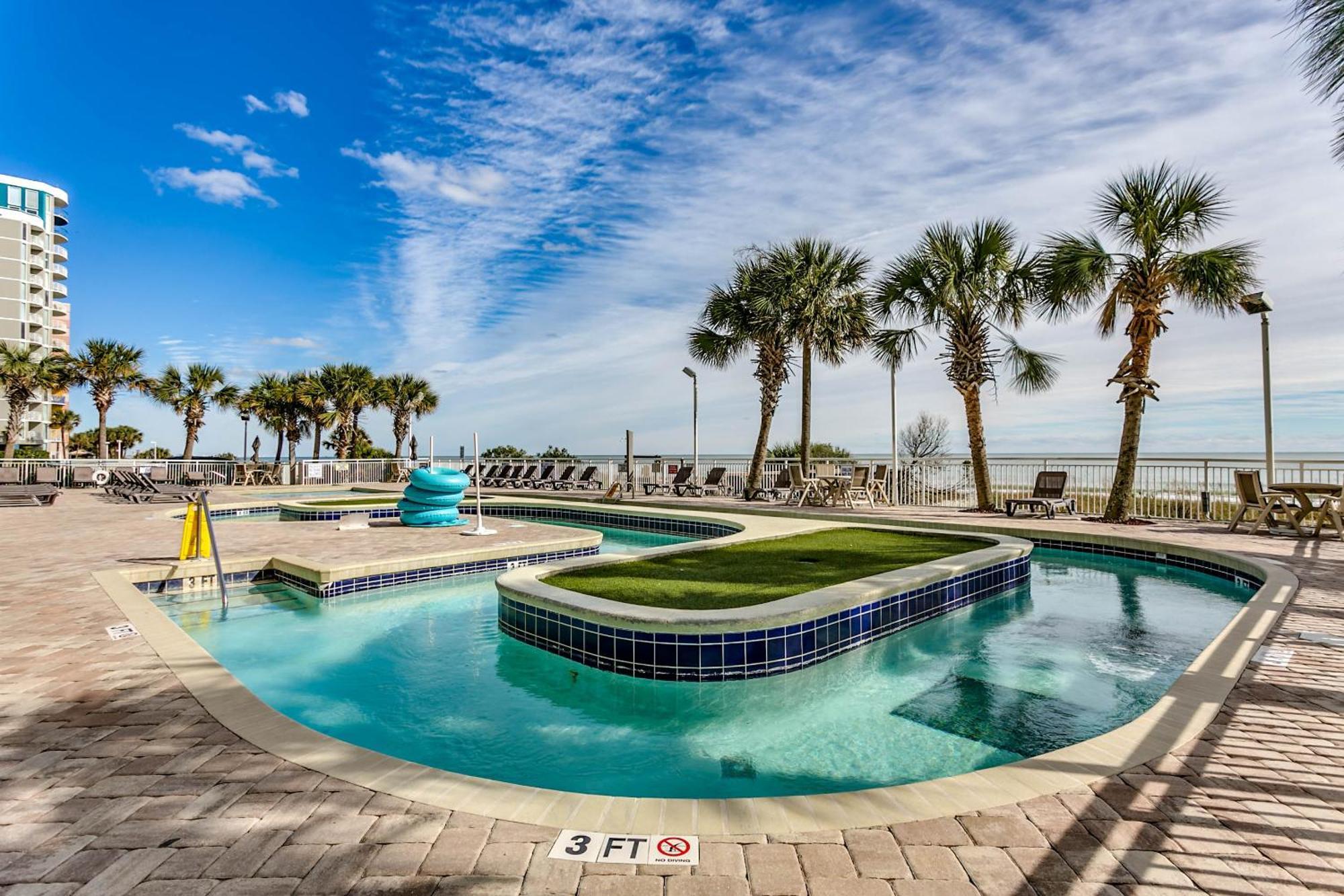 Amazing Newly Renovated Atlantica On The 9th Flloor *