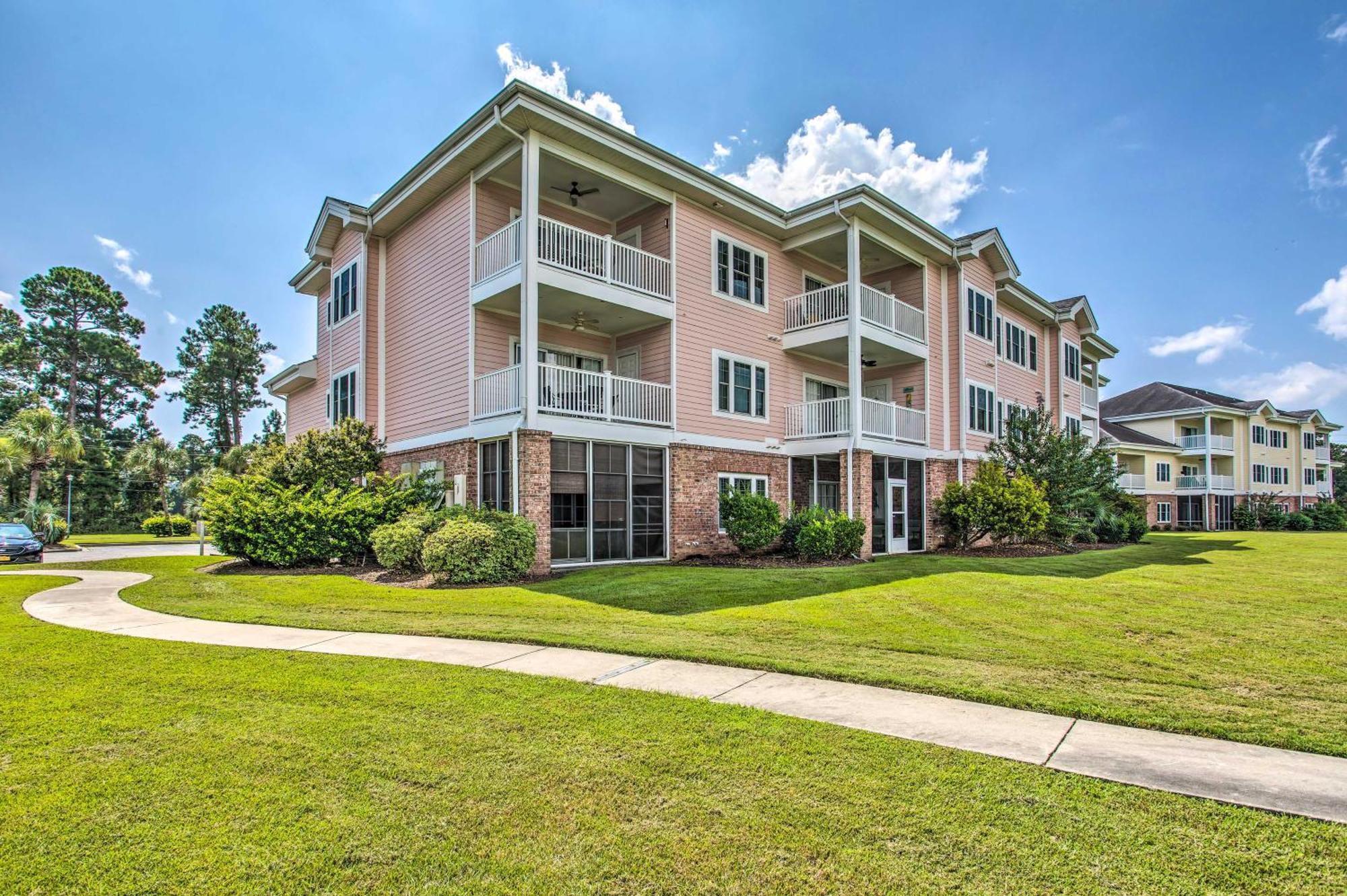 Sunny Myrtle With Community Pool Access! *