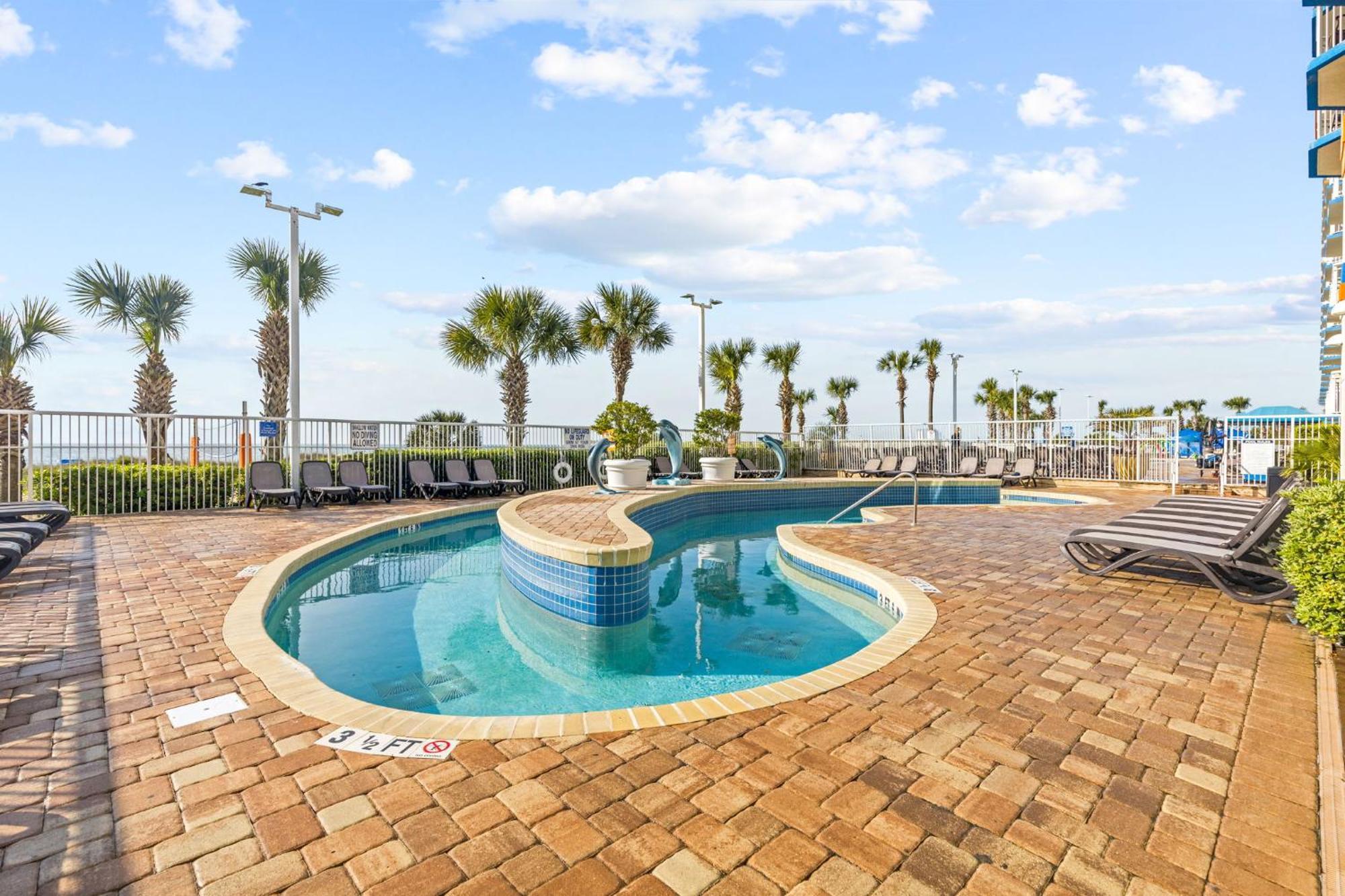 Apartment Dunes Village/king Bedoceanfront 2b/2b/waterpark *