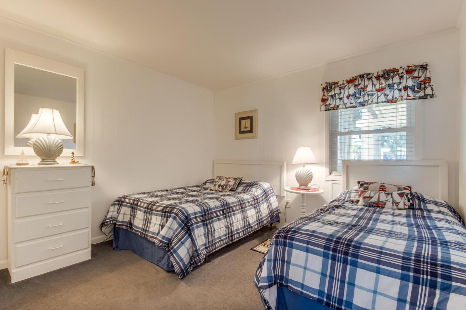 Holiday home Ocean Pier I 108 - Oceanfront - Windy Hill Section *
