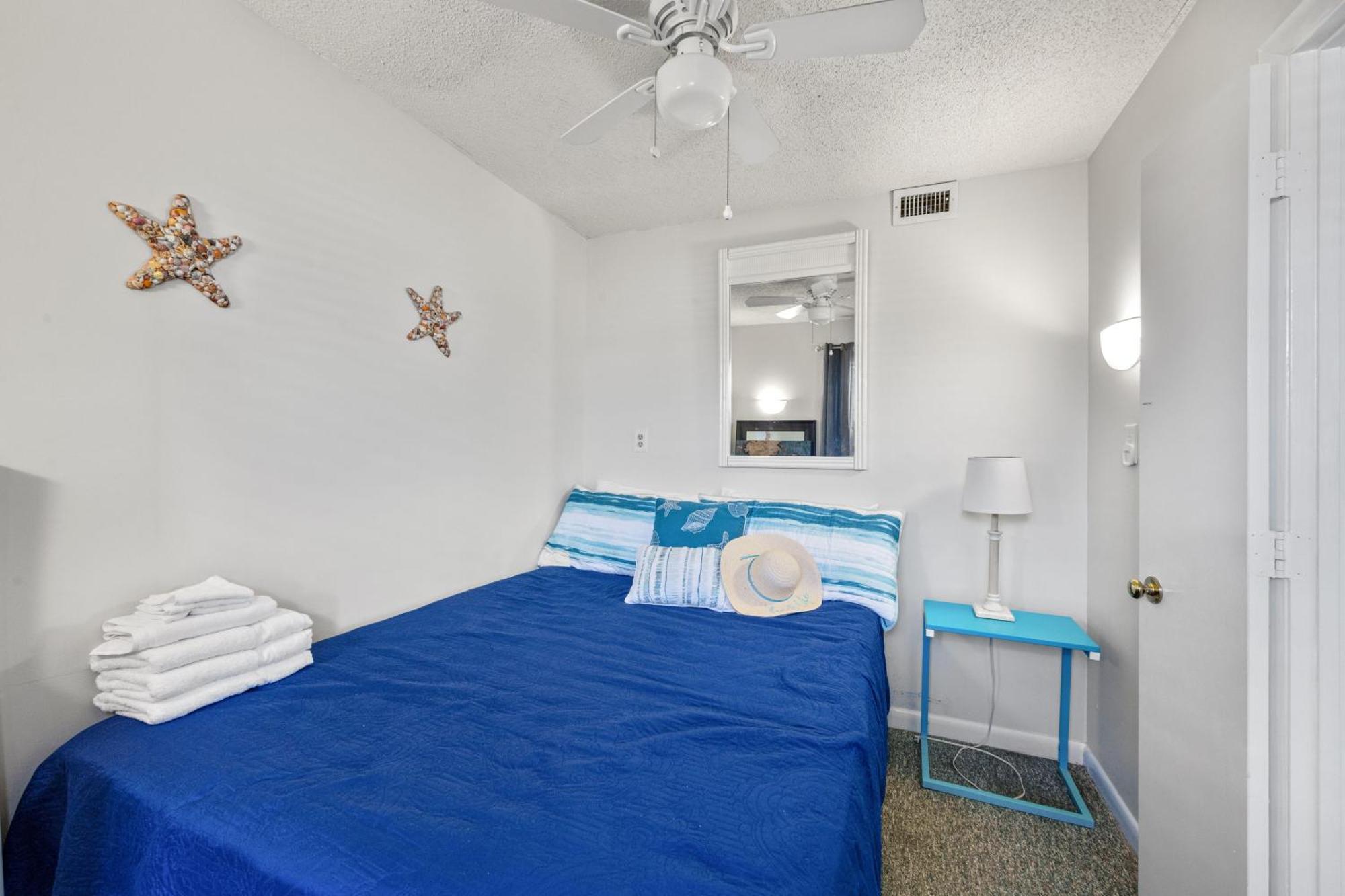 Waterpointe Ii 405 - Oceanfront - Windy Hill Section Holiday home *