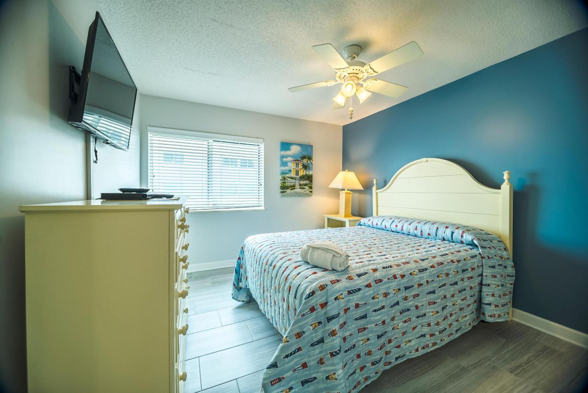 Holiday home Crescent Keyes 1110 - Oceanfront - Crescent Section *