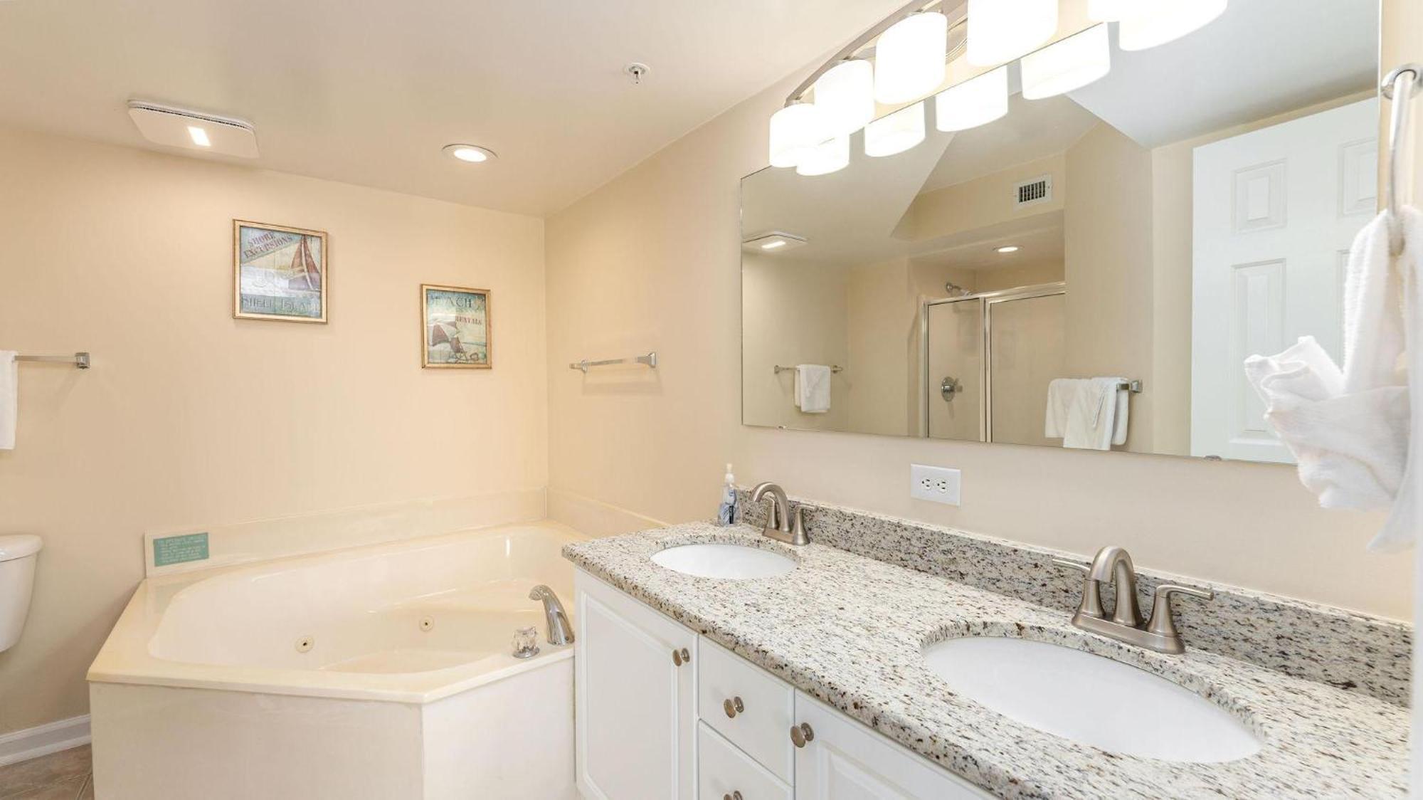 Holiday home Ocean Bay Club 101 - Oceanfront - Ocean Drive Section Myrtle Beach