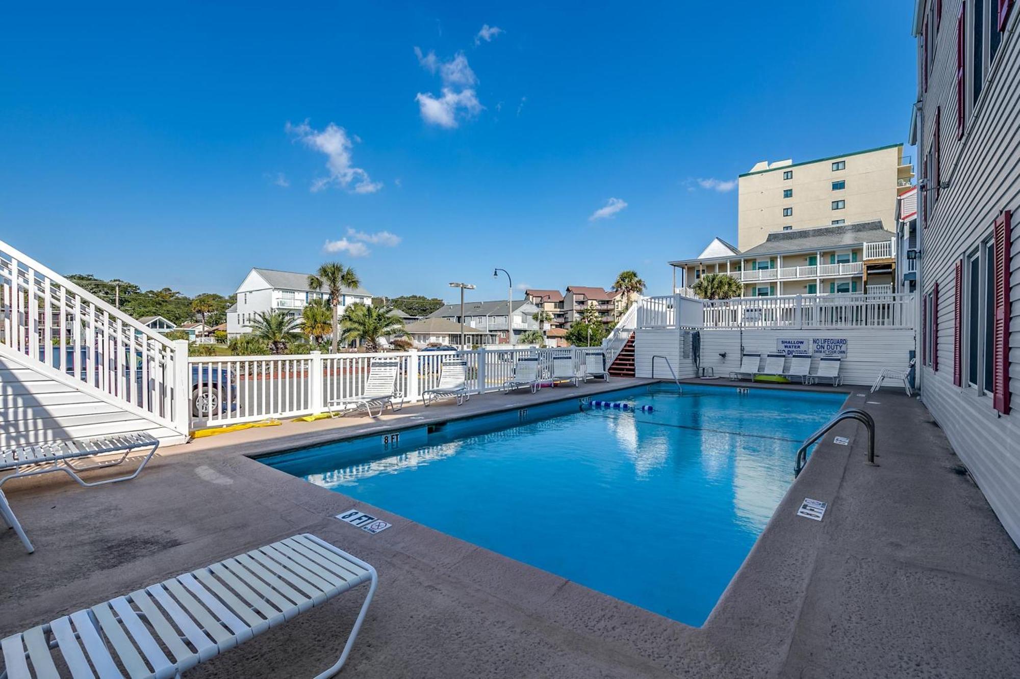Nautical Watch 106 - Oceanfront - Windy Hill Section Holiday home Myrtle Beach