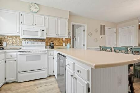 Holiday home 6 Bedroom House - Marsh Views Anchors Away *