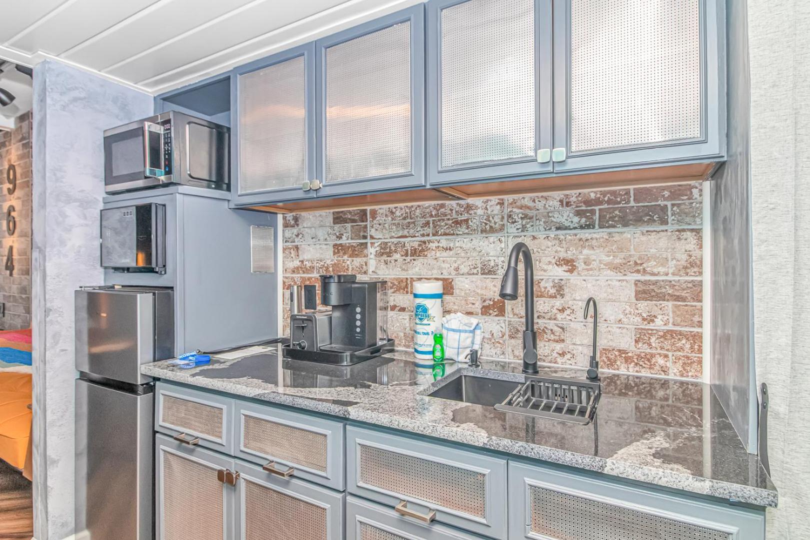 Ocean Front Queen With Panoramic Views! - Compass Cove Unit 964 Holiday home *