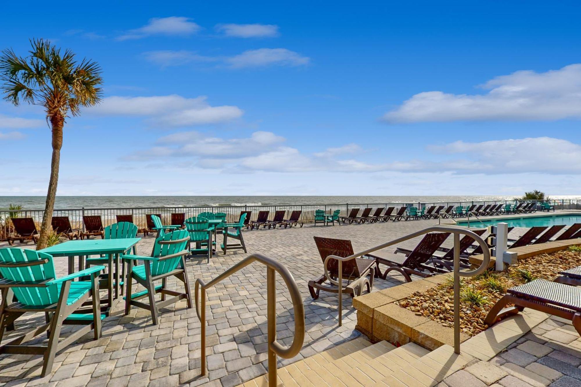 Apartment Oceans One Unit 403 *