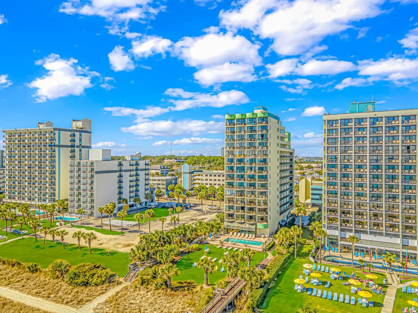 Breathtaking Oceanfront Double Queen Suite! Meridian Plaza 701 - Perfect For 4 Guests! Myrtle Beach