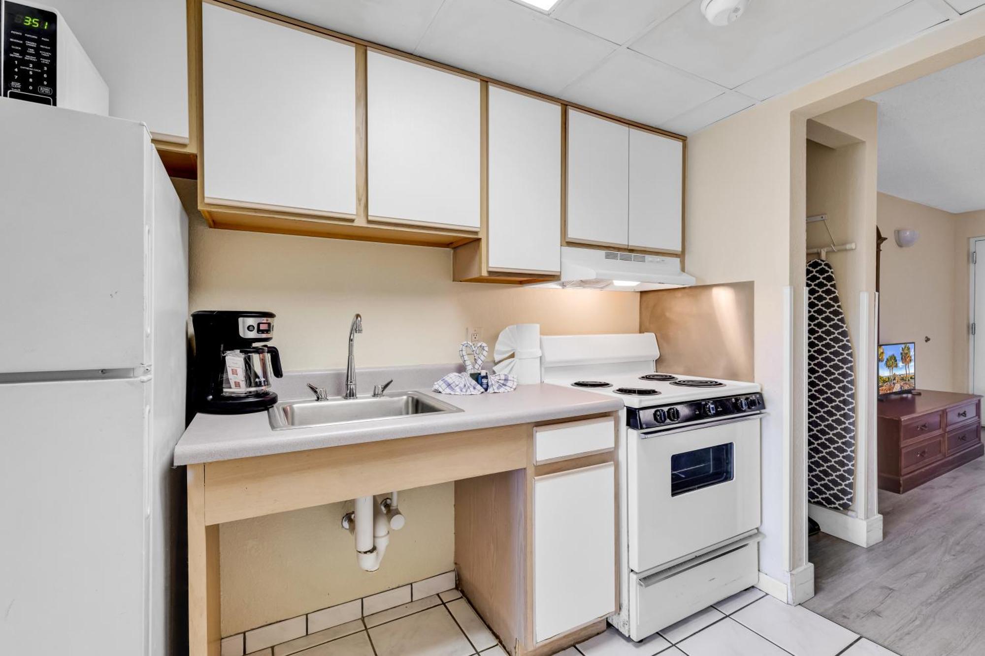 Apartment Oceanfront Boardwalk W Private Balcony And Beach Myrtle Beach