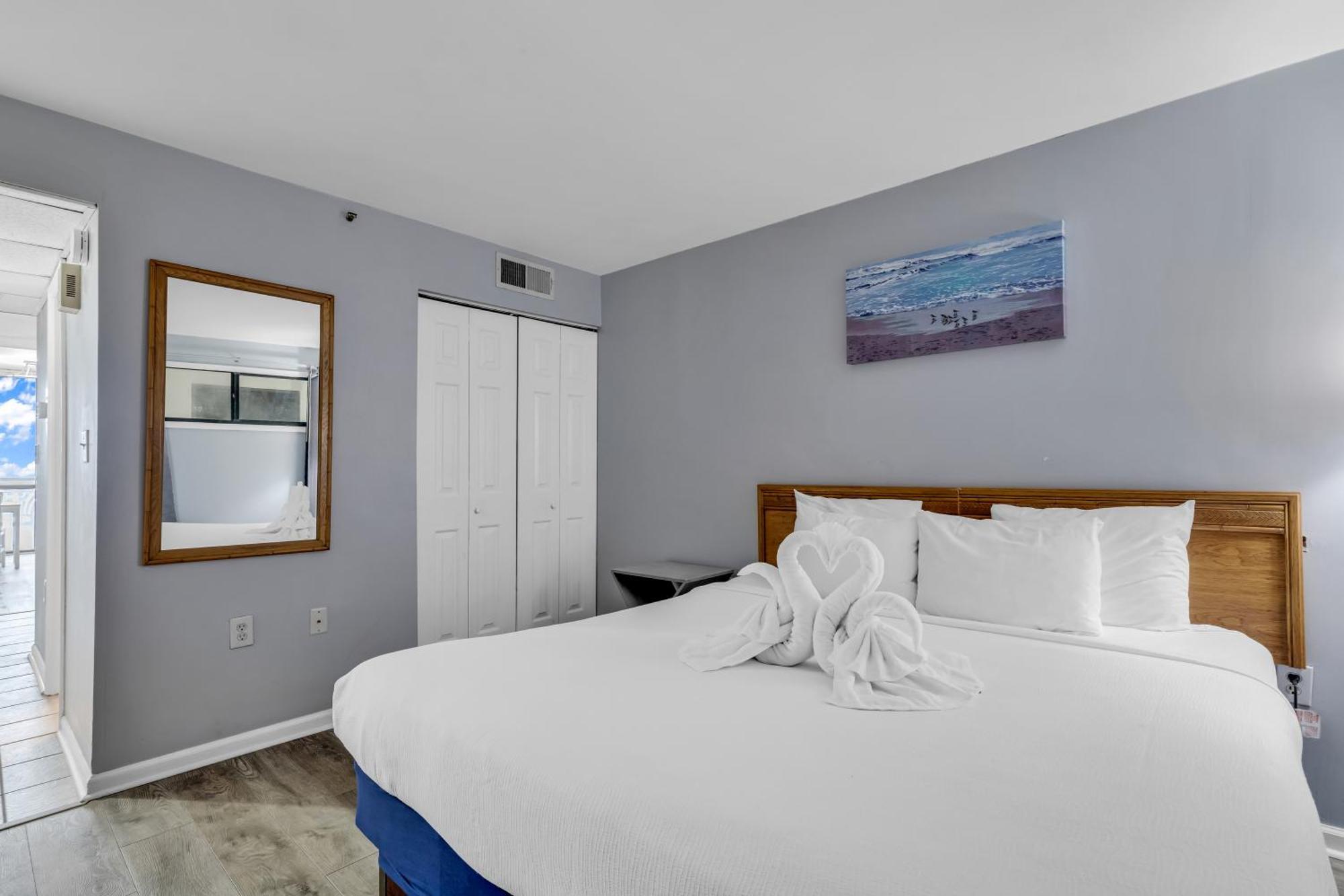 Apartment Oceanfront Private Balcony At Meridian Plaza *