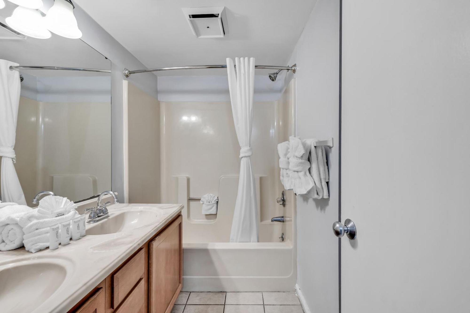 Oceanfront Private Balcony At Meridian Plaza * Myrtle Beach