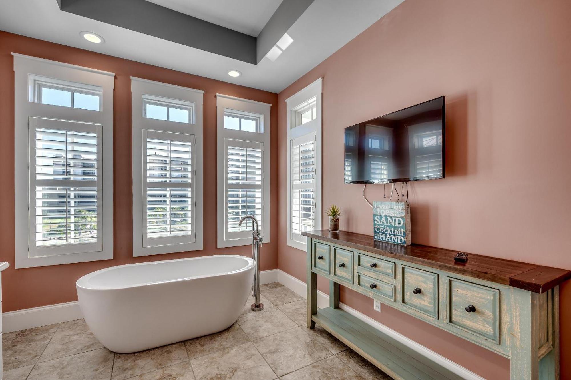 4906 Salt Creek Ct *