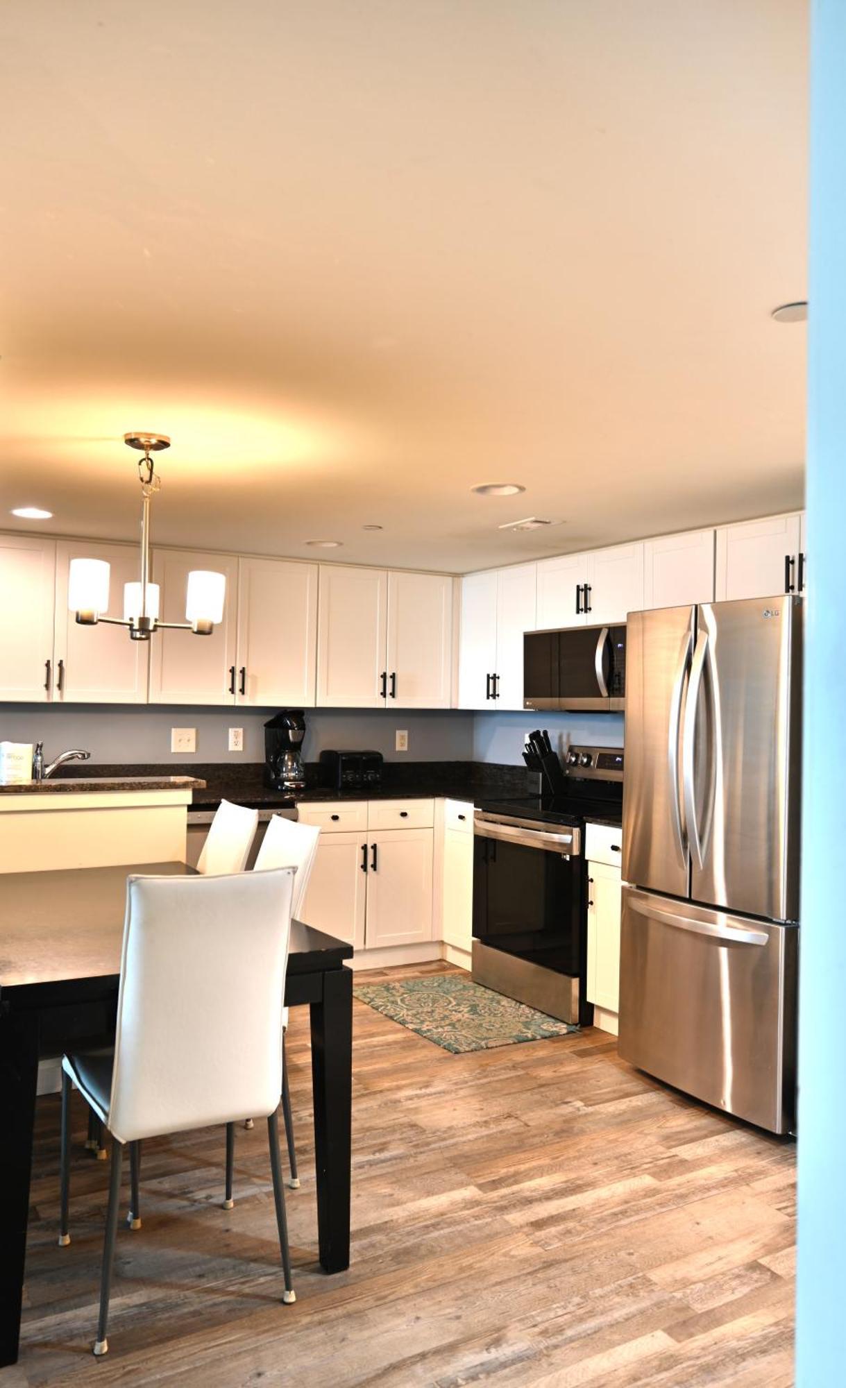 Huge Ocean Front Condo, Amazing Views