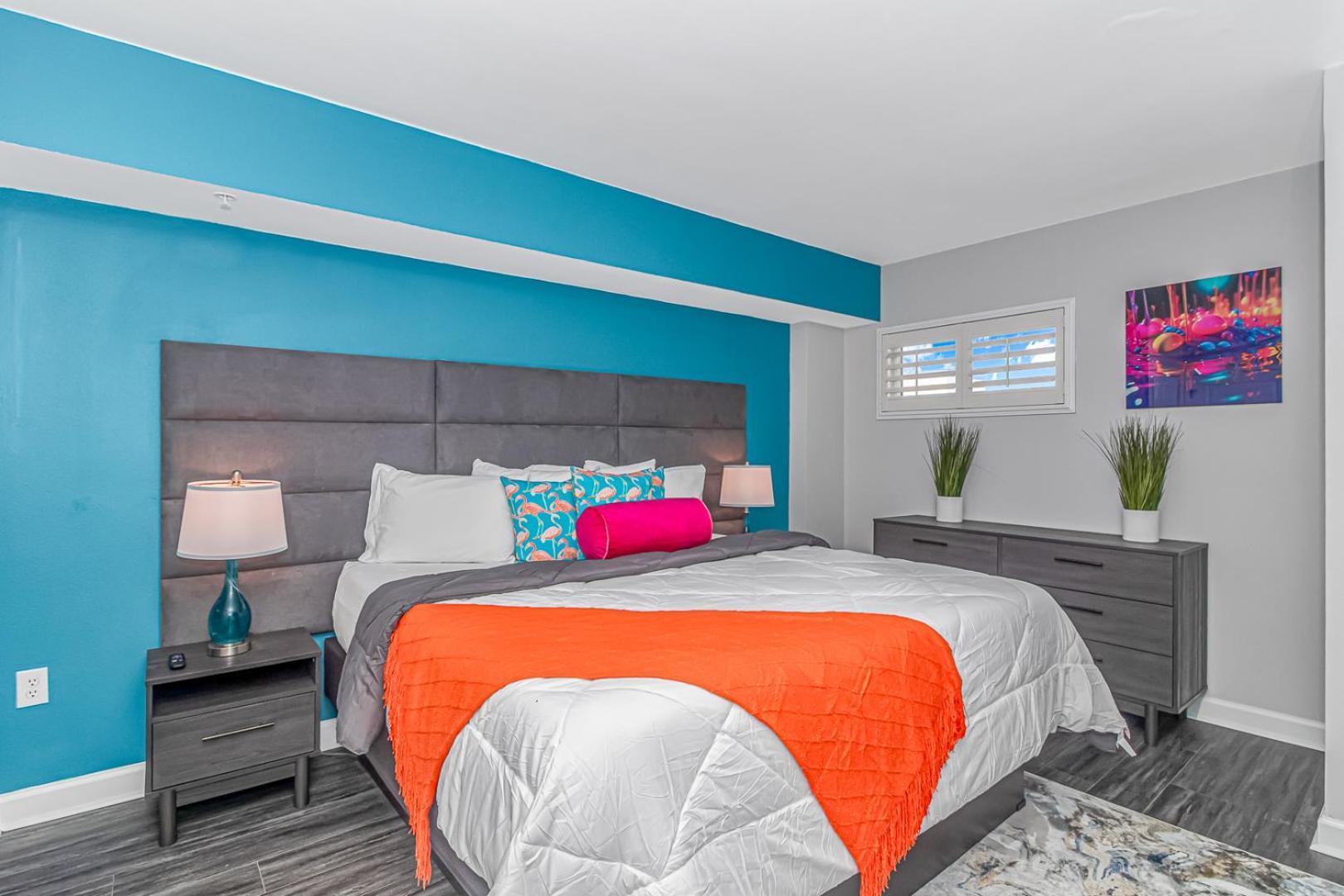 Luxury Penthouse Suite! Led Fireplace-completely Remodeled! Indoor Waterpark! Dunes Village 1405 *