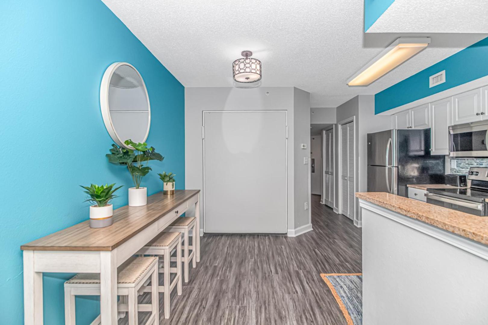 Luxury Penthouse Suite! Led Fireplace-completely Remodeled! Indoor Waterpark! Dunes Village 1405