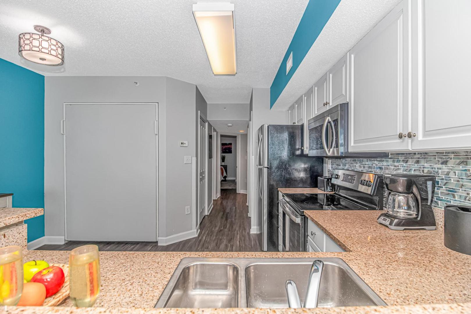 Luxury Penthouse Suite! Led Fireplace-completely Remodeled! Indoor Waterpark! Dunes Village 1405 Holiday home