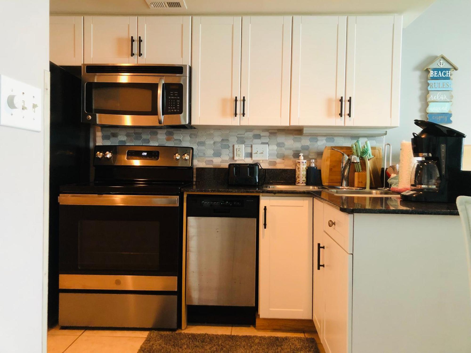 Luxury 2 Beds 2 Bath Ocean Front *