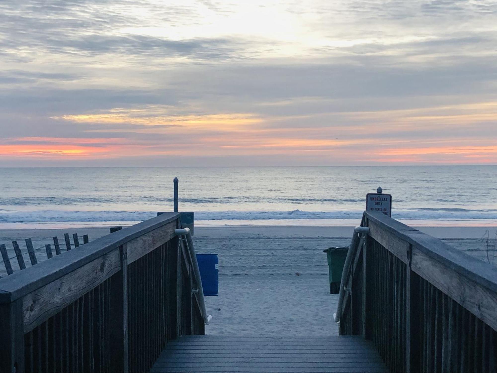 Newly Renovated Ocean Front Condo, Modern Decor, Mb, 20th Floor * Myrtle Beach